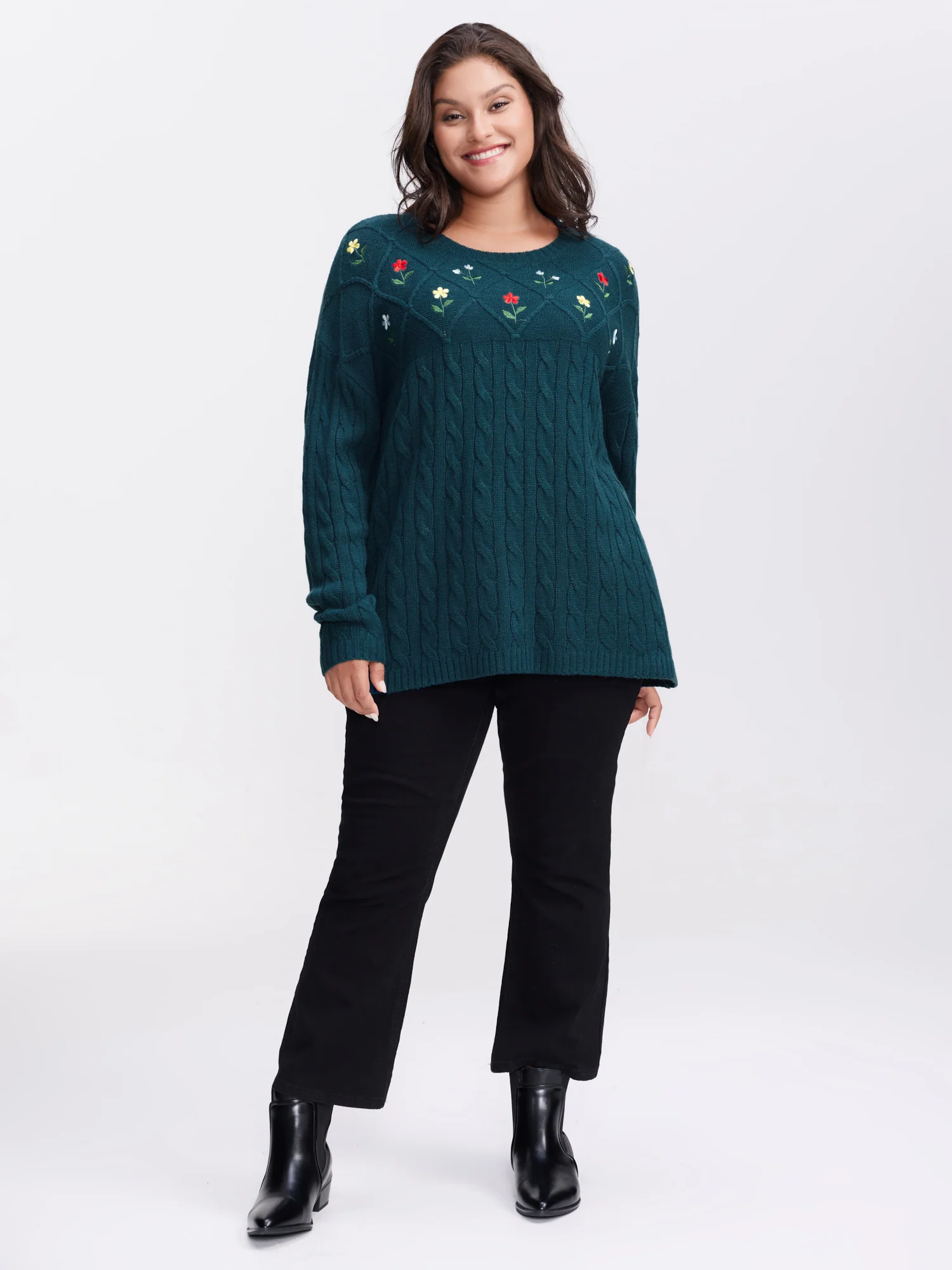 Floral Embroidered Cable Knit Pullover - Image 3