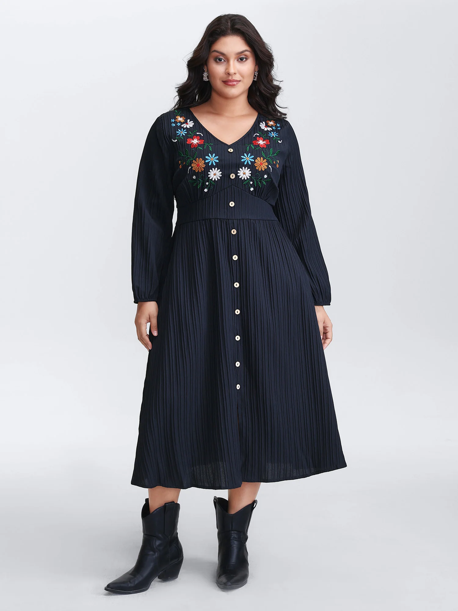 Floral Embroidered Cinched-Waist Midi Dress - Image 3