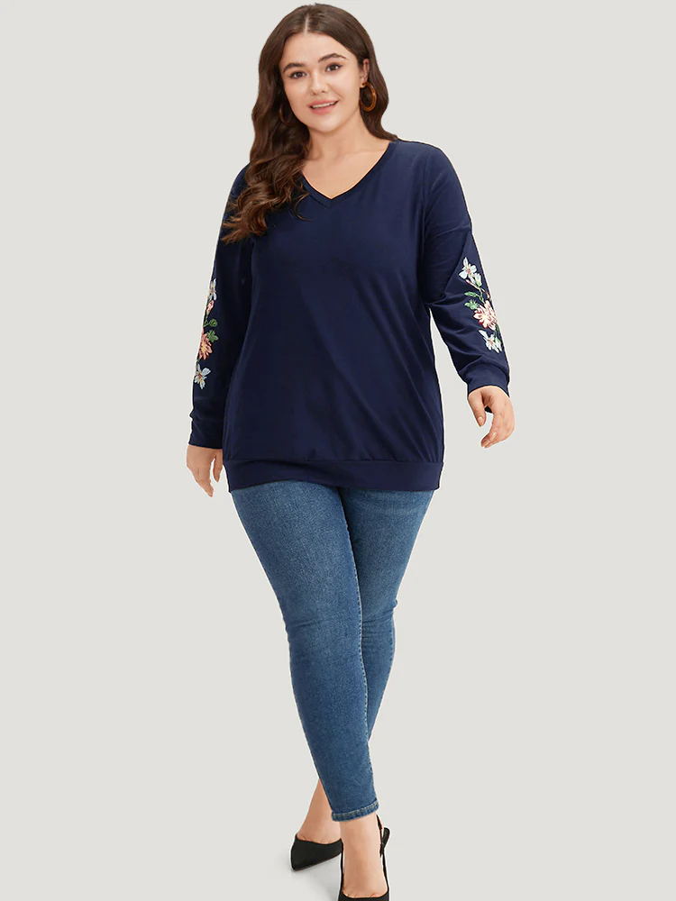 Floral Embroidered Elastic Cuffs V Neck Sweatshirt - Image 4