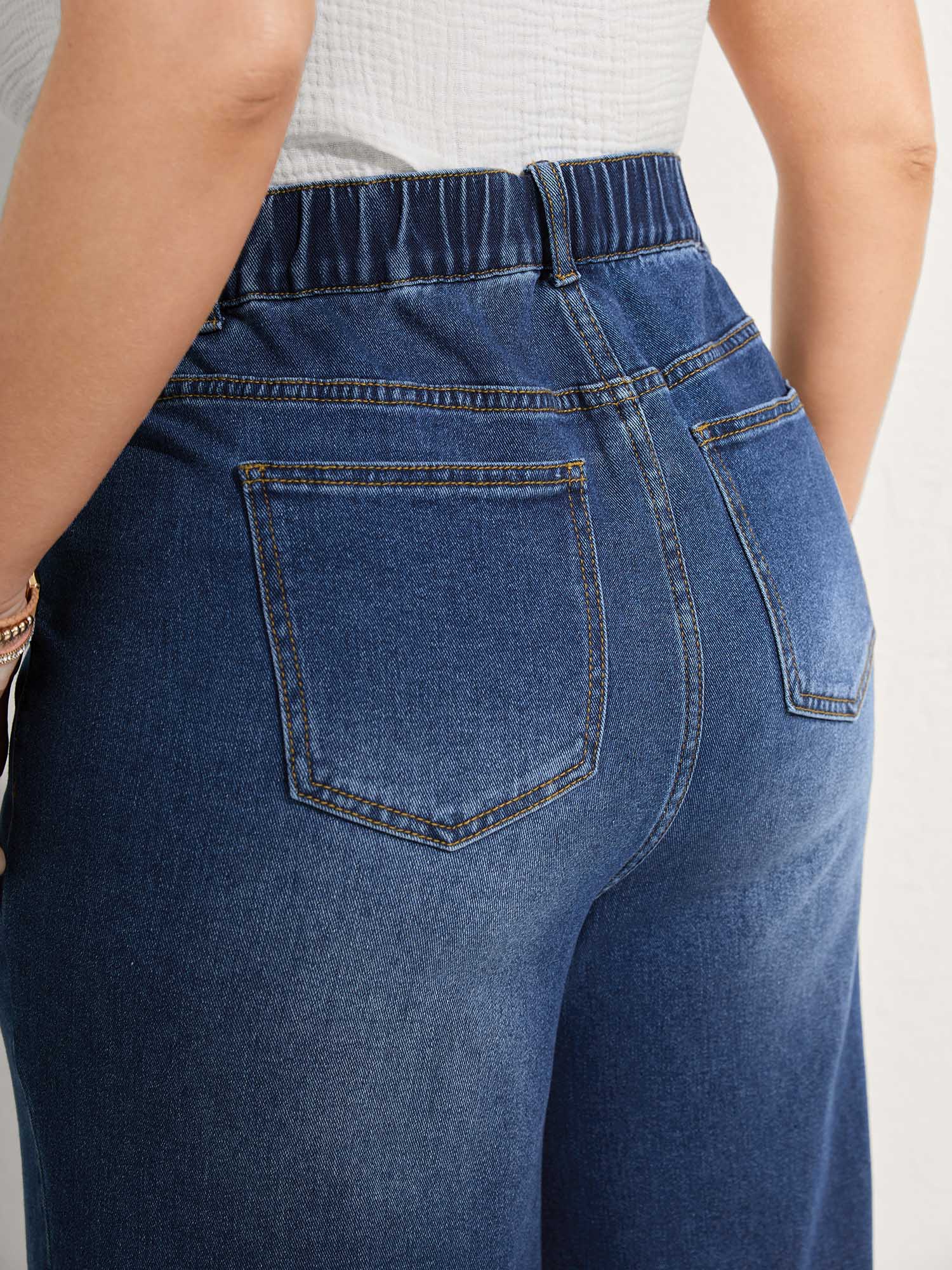 Floral Embroidered Elastic Waist Cropped Jeans - Image 4
