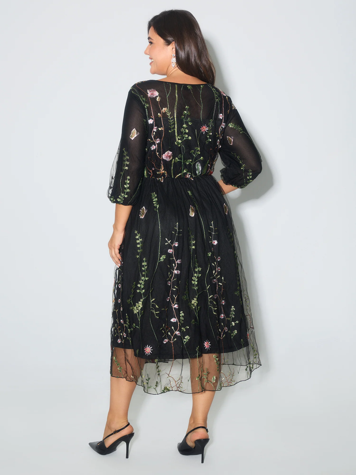 Floral Embroidered Elastic Waist Lined Midi Dress - Image 12
