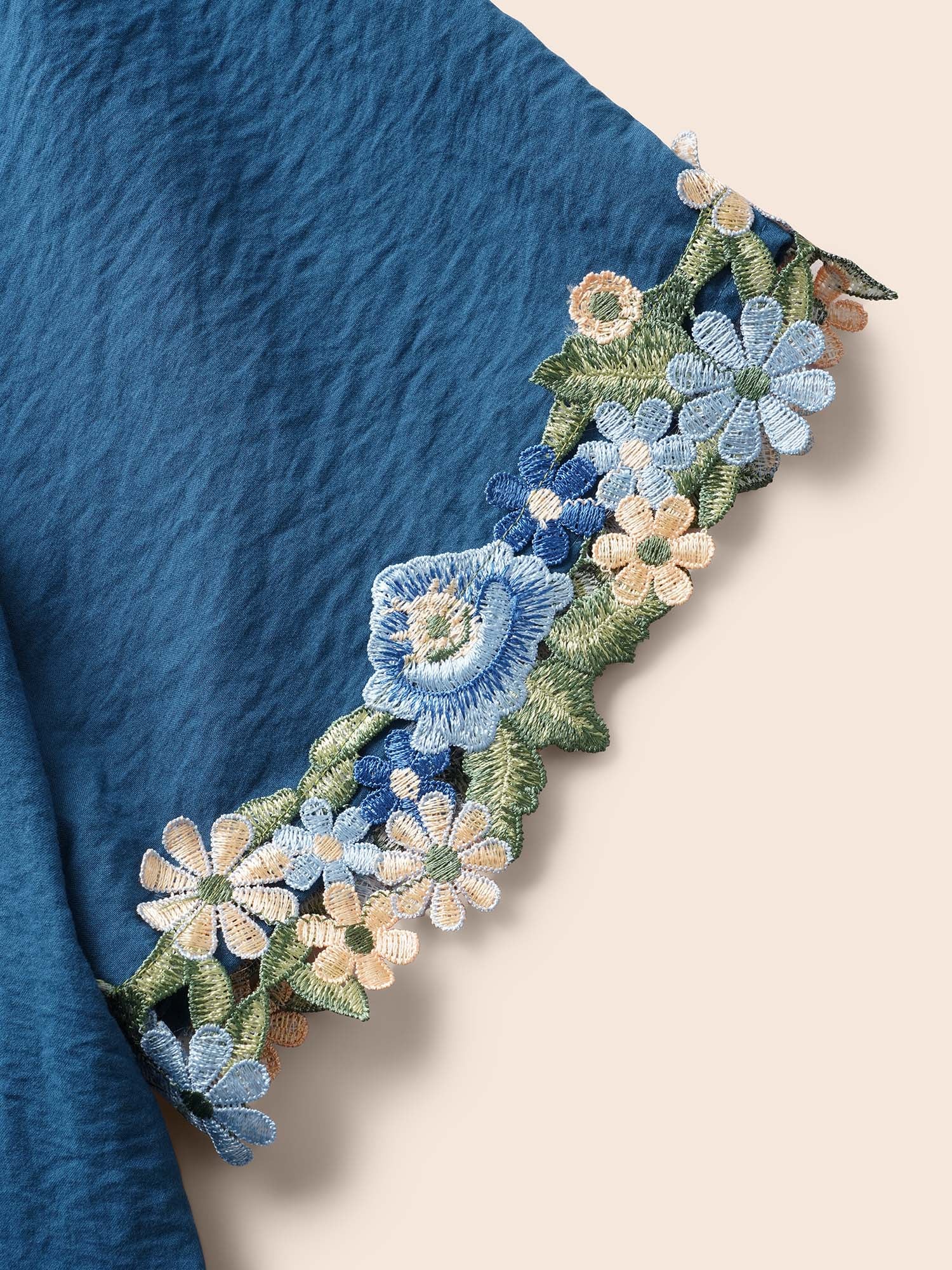 Floral Embroidered Heart Neckline Gathered Dress - Image 5