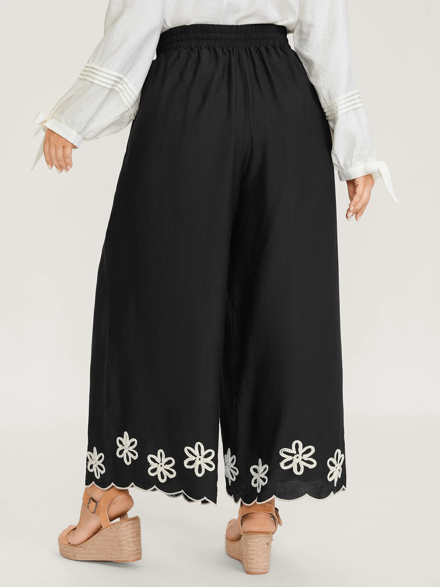 Floral Embroidered Hem Drawstring Pants - Image 5