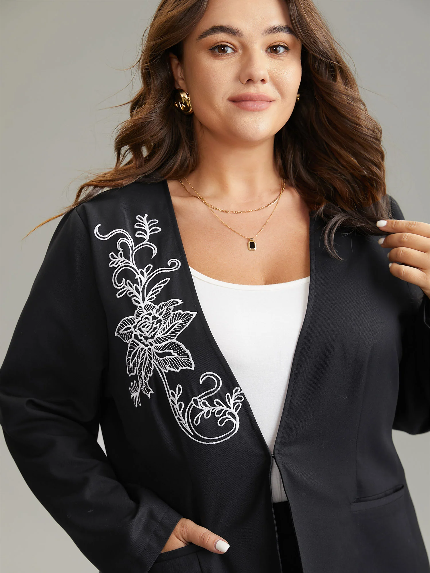 Floral Embroidered Hook Buckle Pocket Blazer - Image 5