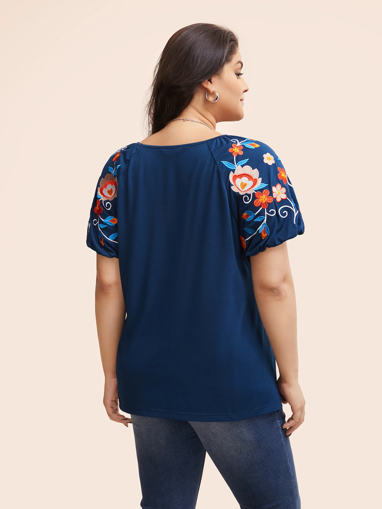 Floral Embroidered Lantern Sleeve T-shirt - Image 3