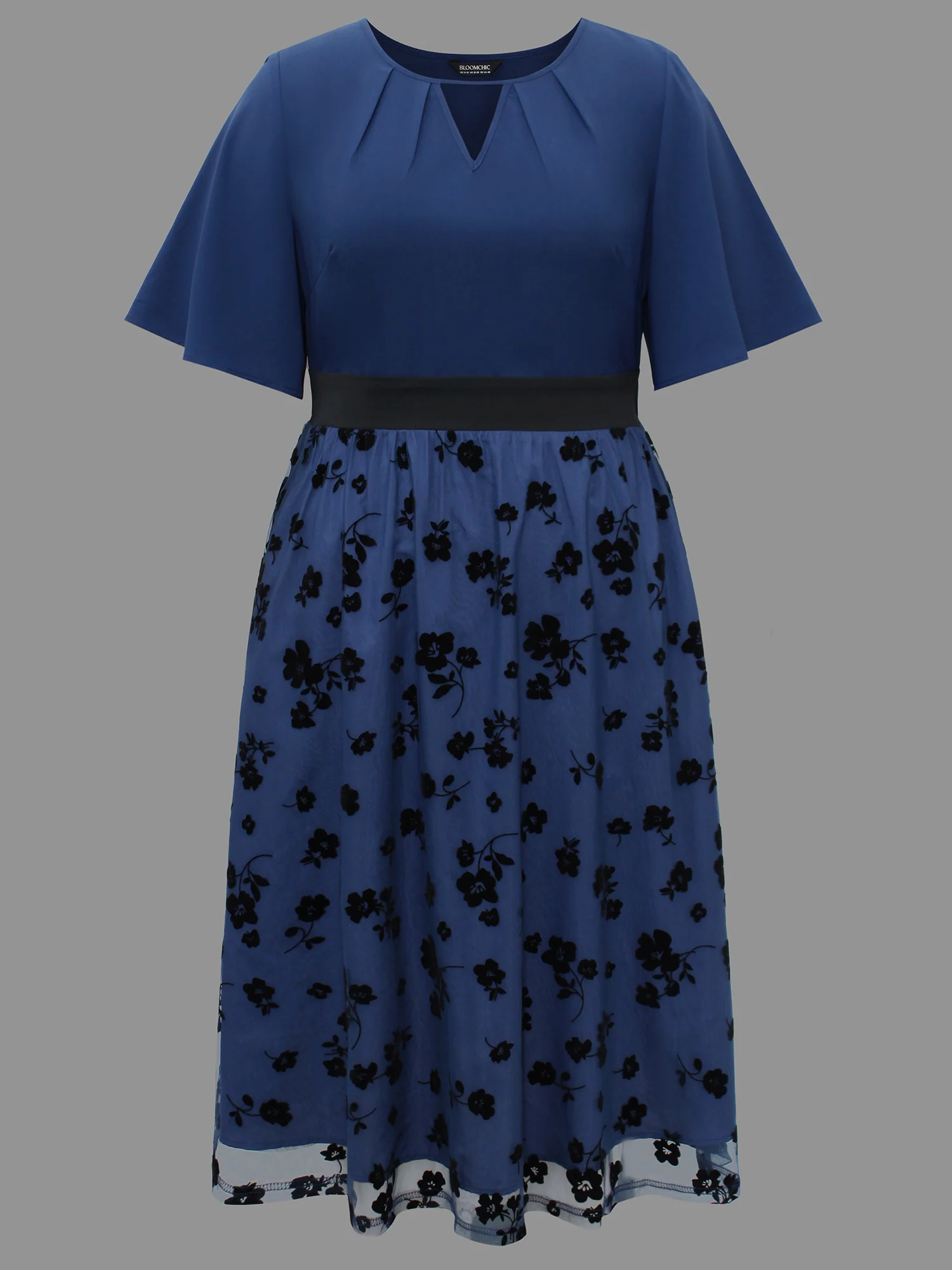 Floral Embroidered Mesh keyhole Dress - Image 8