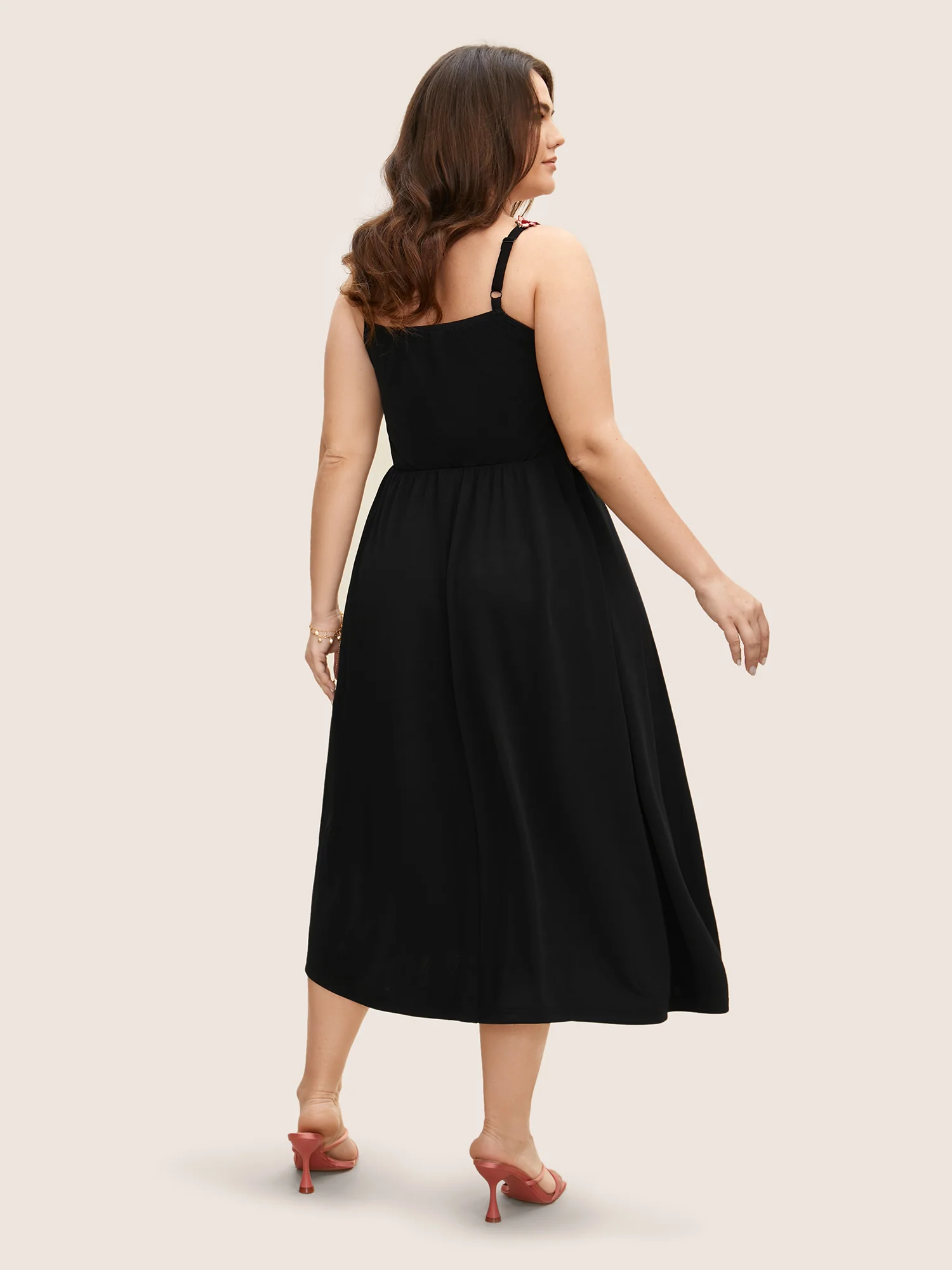 Floral Embroidered Pocket Midi Cami Dress - Image 4