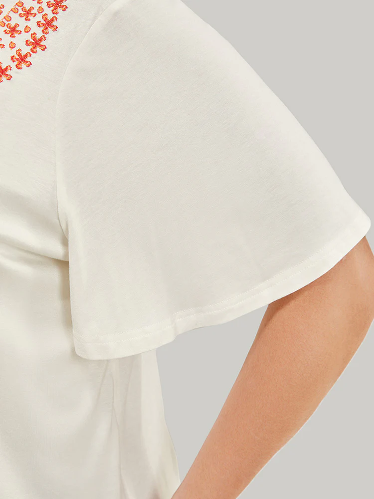 Floral Embroidered Ruffle Sleeve Keyhole Neck T-shirt - Image 9
