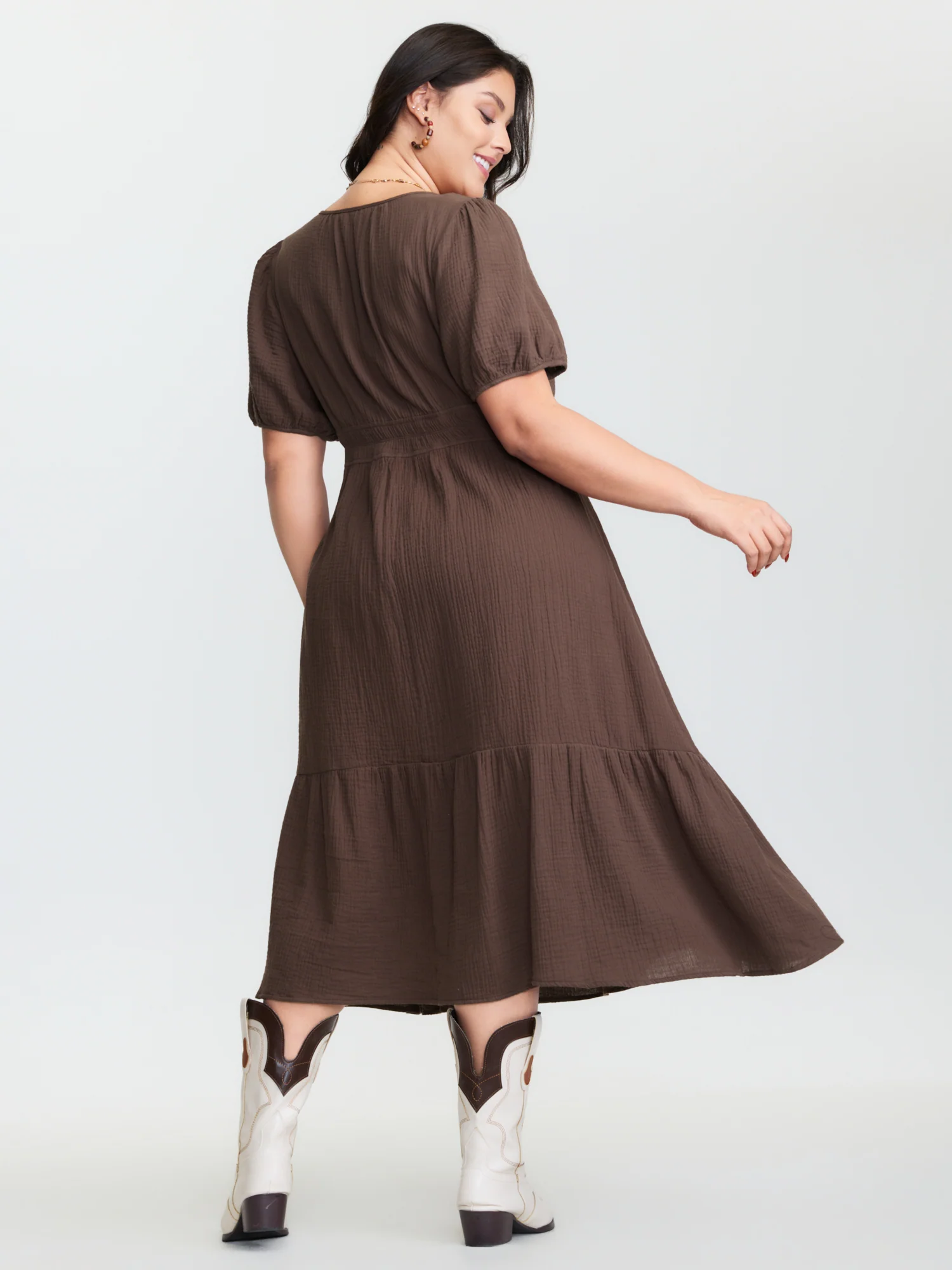 Cotton Floral Embroidered Shirred Waist Midi Dress - Image 5