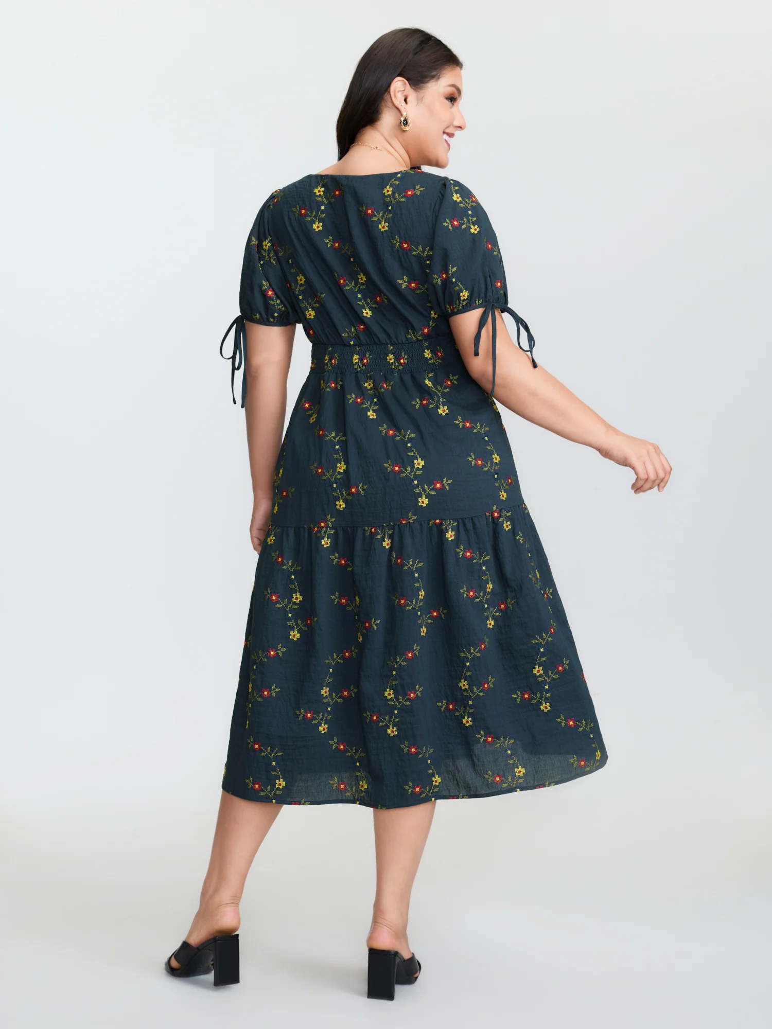Floral Embroidered Sleeve Tie Midi Dress - Image 6