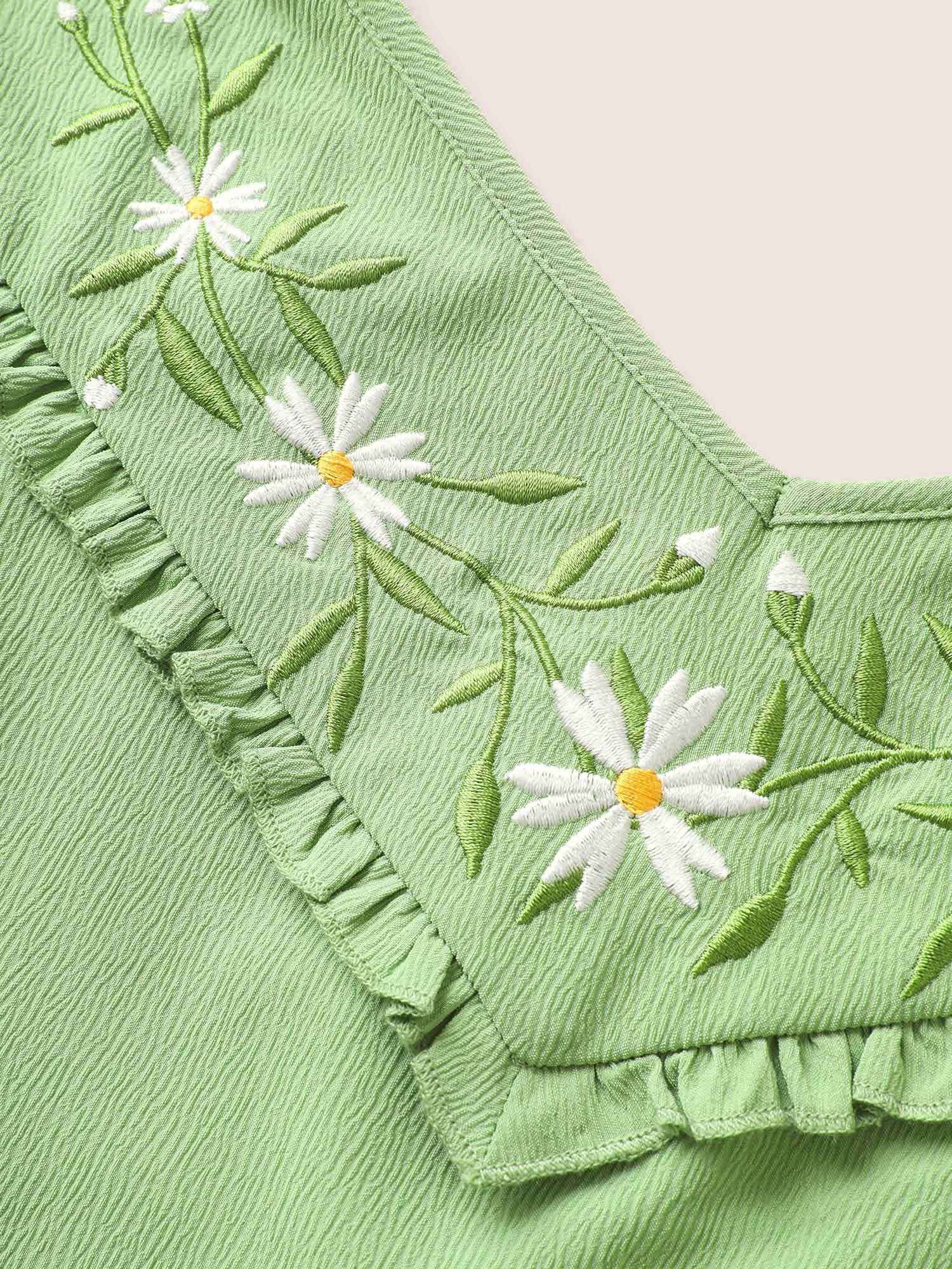 Floral Embroidered Tassel Pleated Frill Trim Dress - Image 5