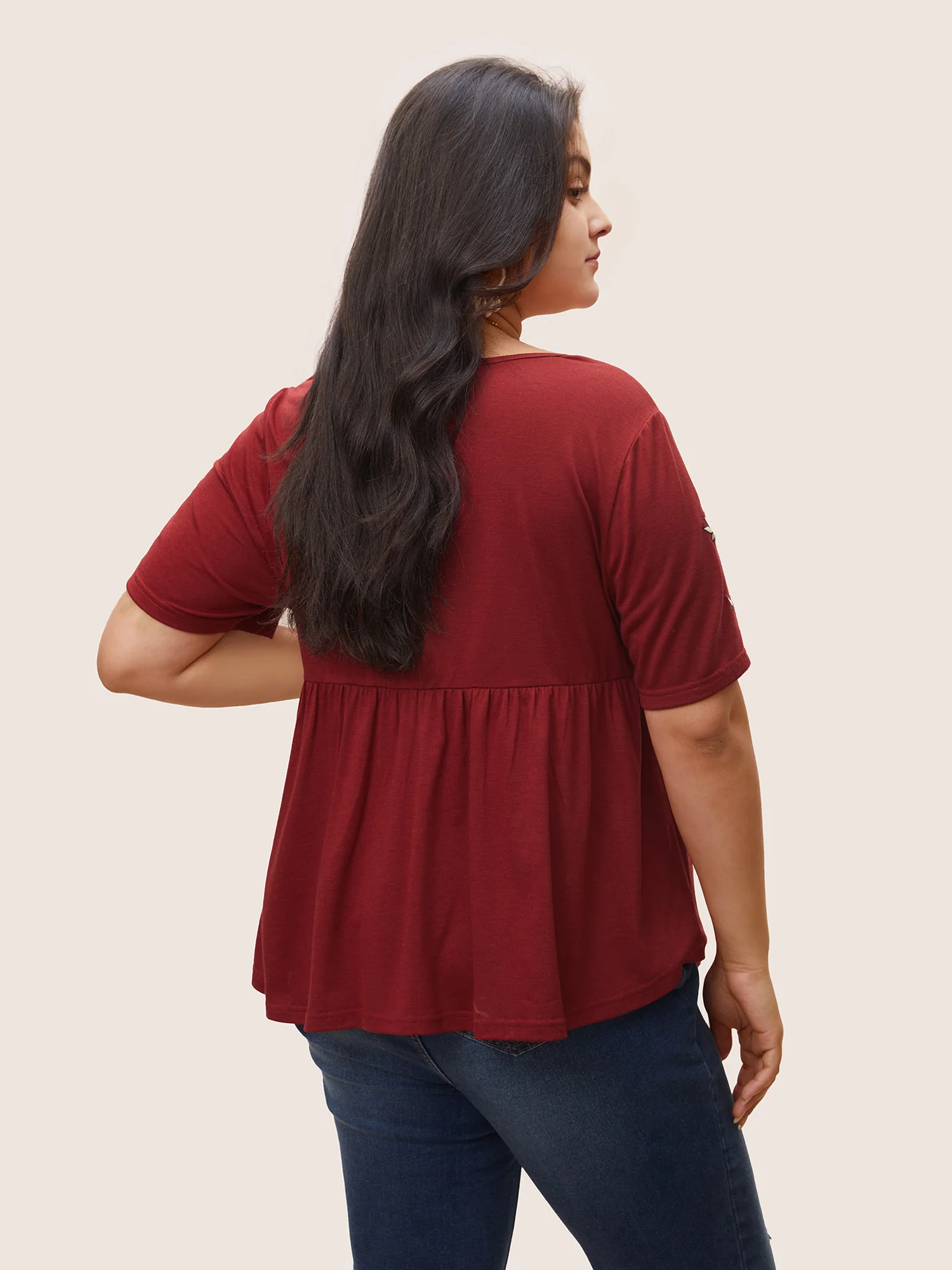 Floral Embroidered V Neck Gathered T-shirt - Image 2