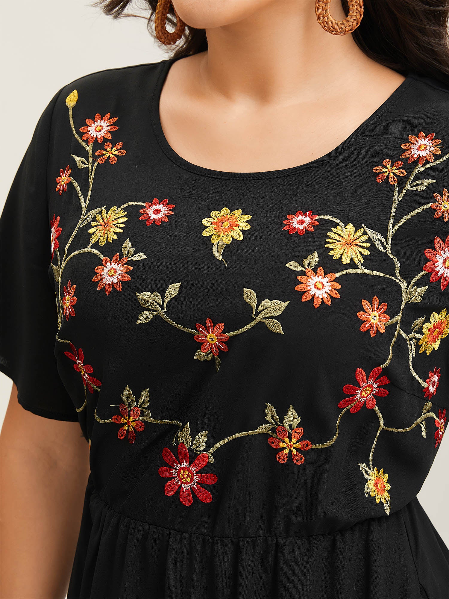 Floral Embroidered Waist-Cinched Midi Dress - Image 2