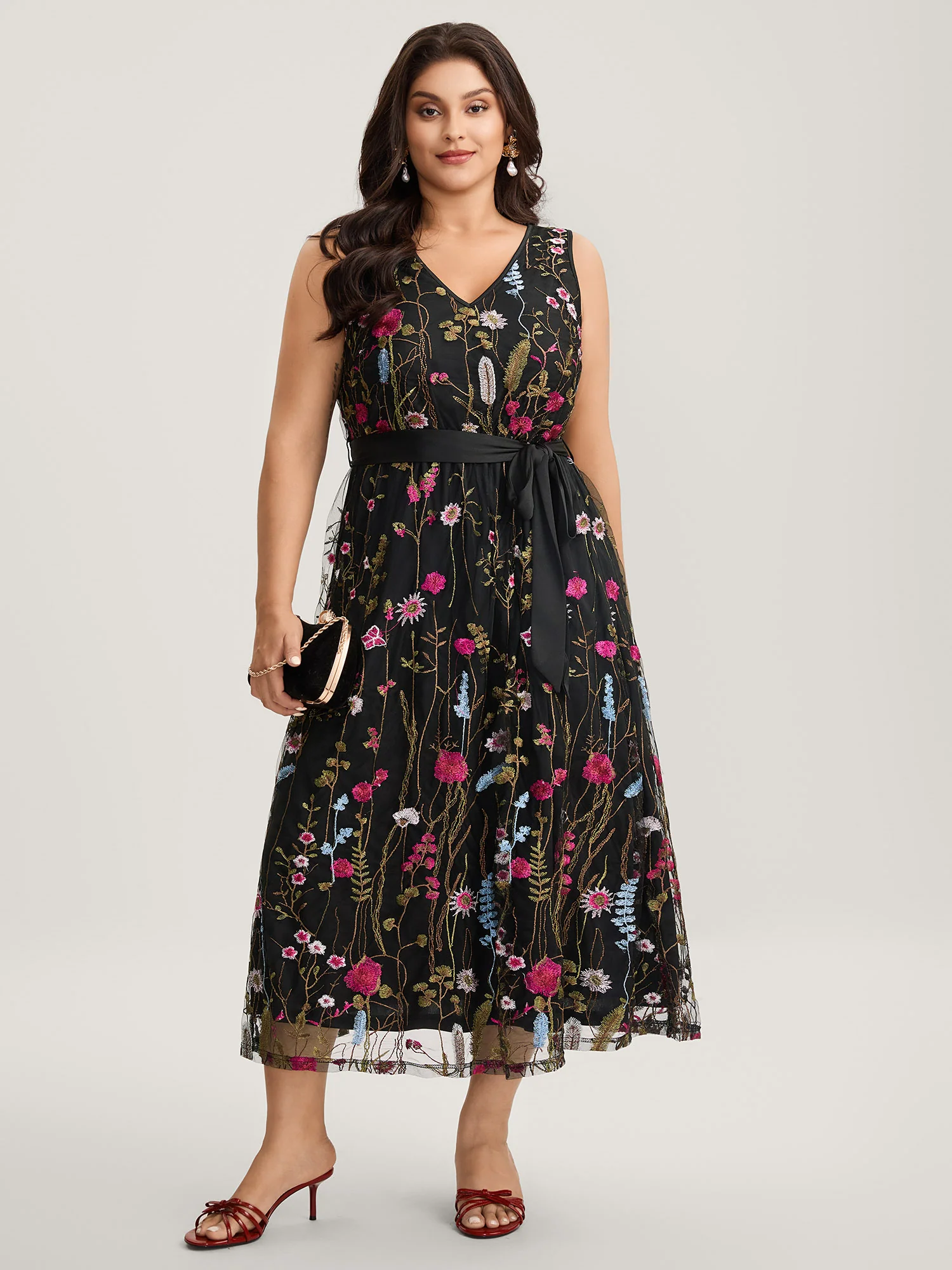 Floral Embroidery Belted Maxi Dress - Image 3