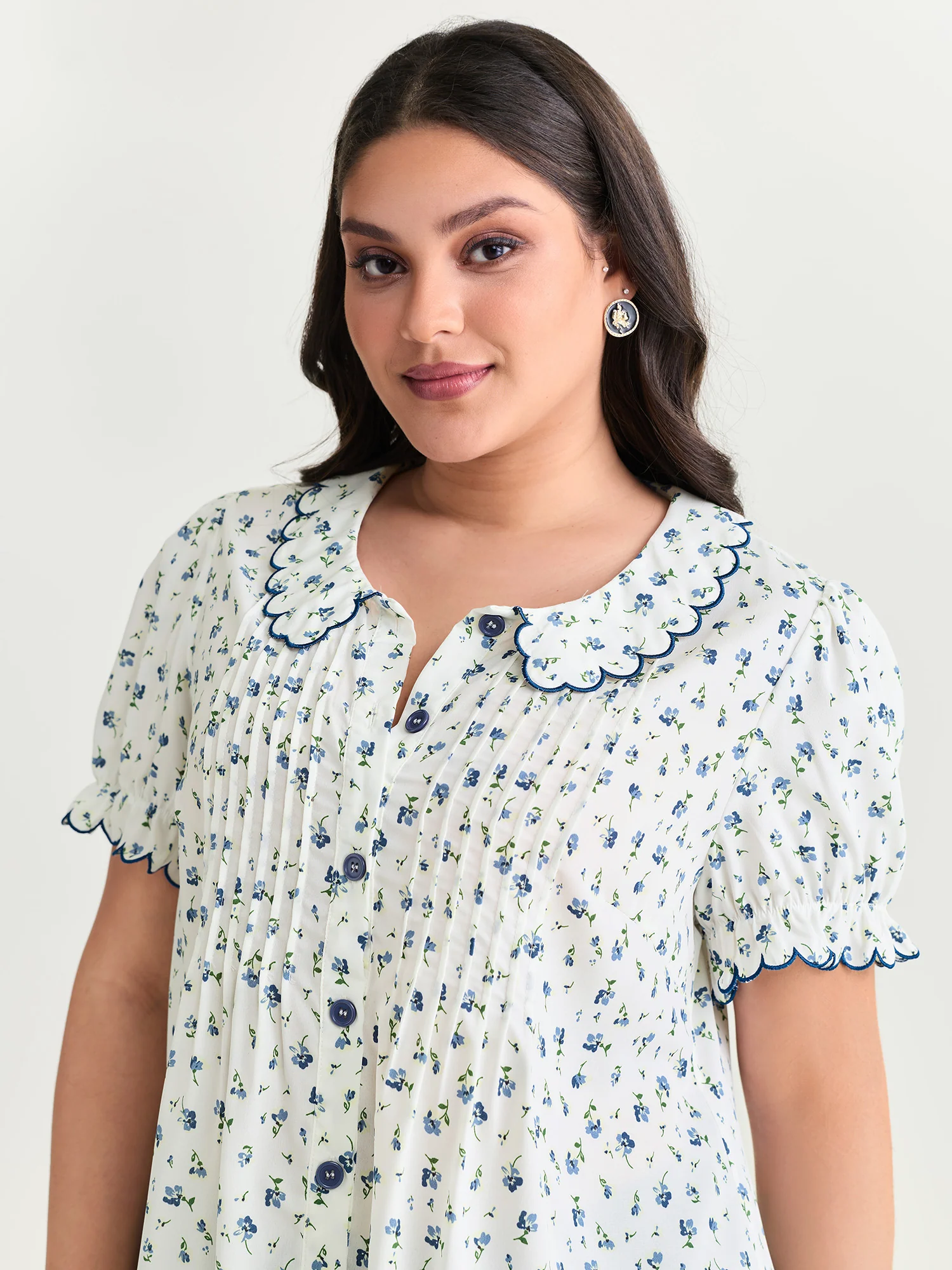 Floral Embroidery Pleated Button-Front Blouse - Image 2