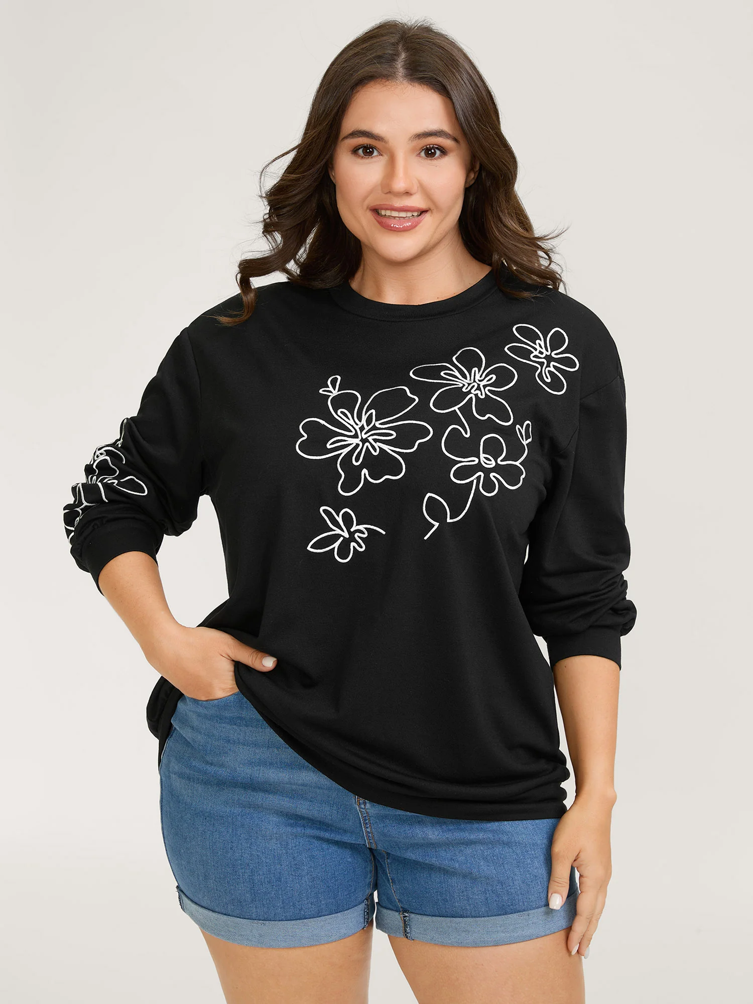 Floral Embroidery Print Relaxed Fit Sweatshirt - Image 2