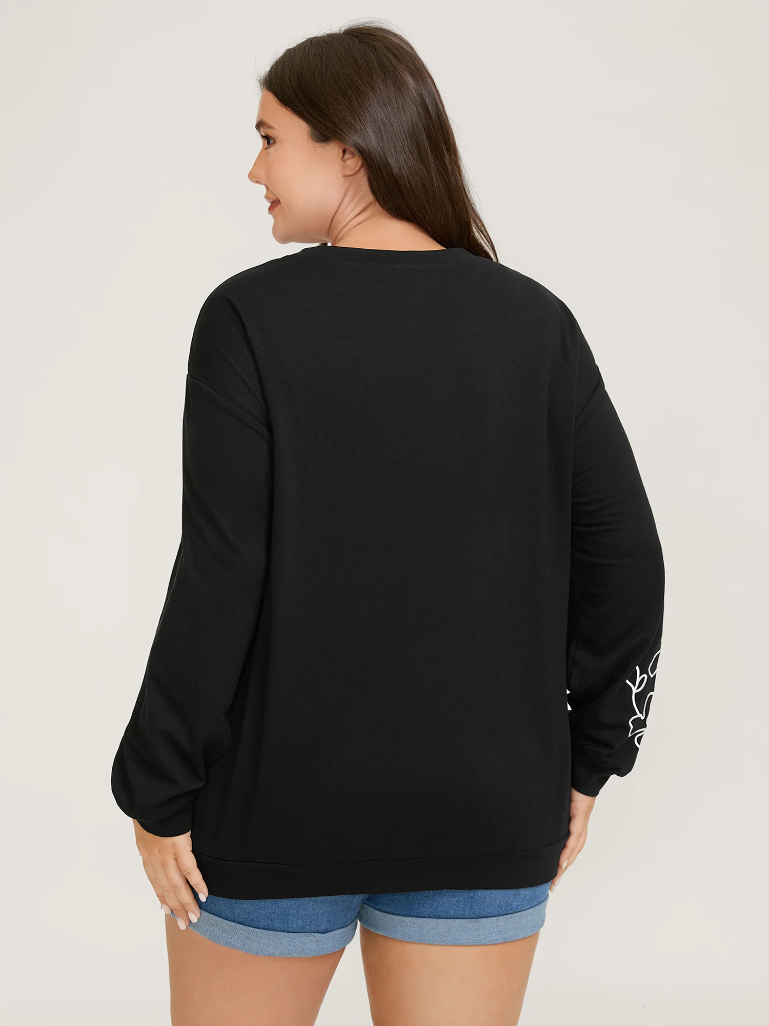 Floral Embroidery Print Relaxed Fit Sweatshirt - Image 4