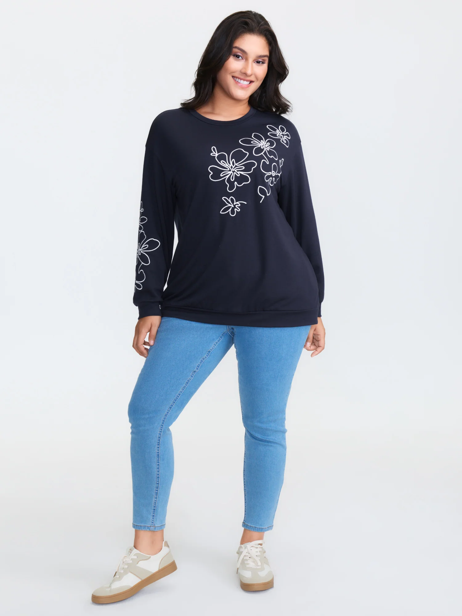 Floral Embroidery Print Relaxed Fit Sweatshirt - Image 9