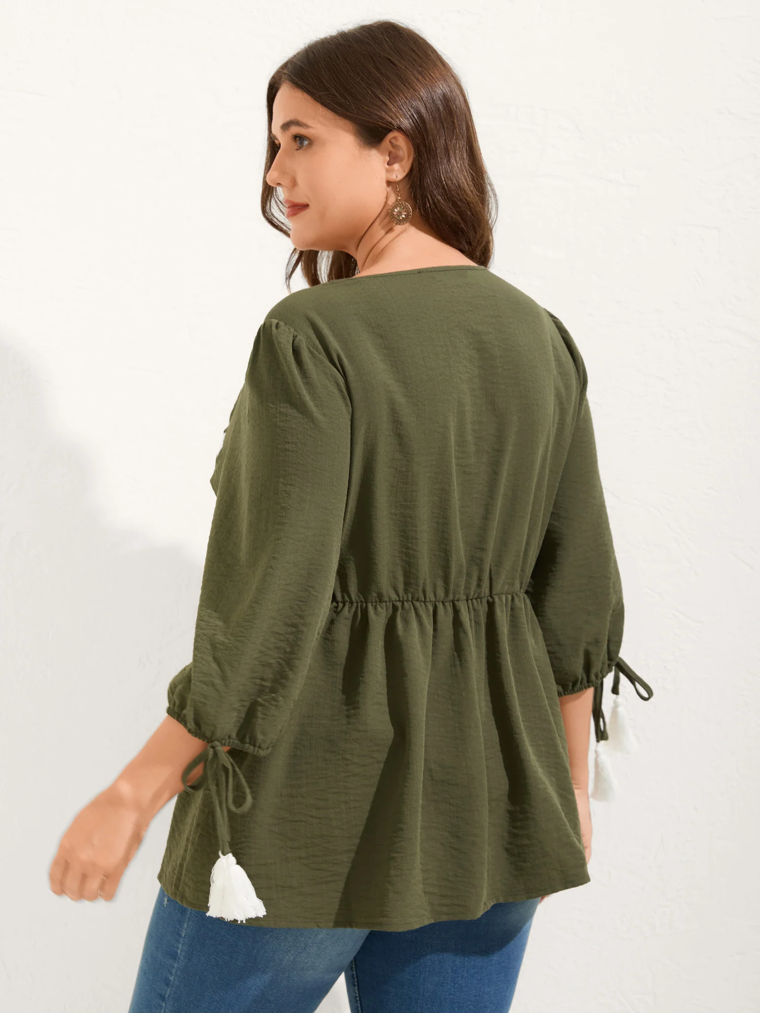 Floral Embroidery Puffy Sleeve-Tie Blouse - Image 4