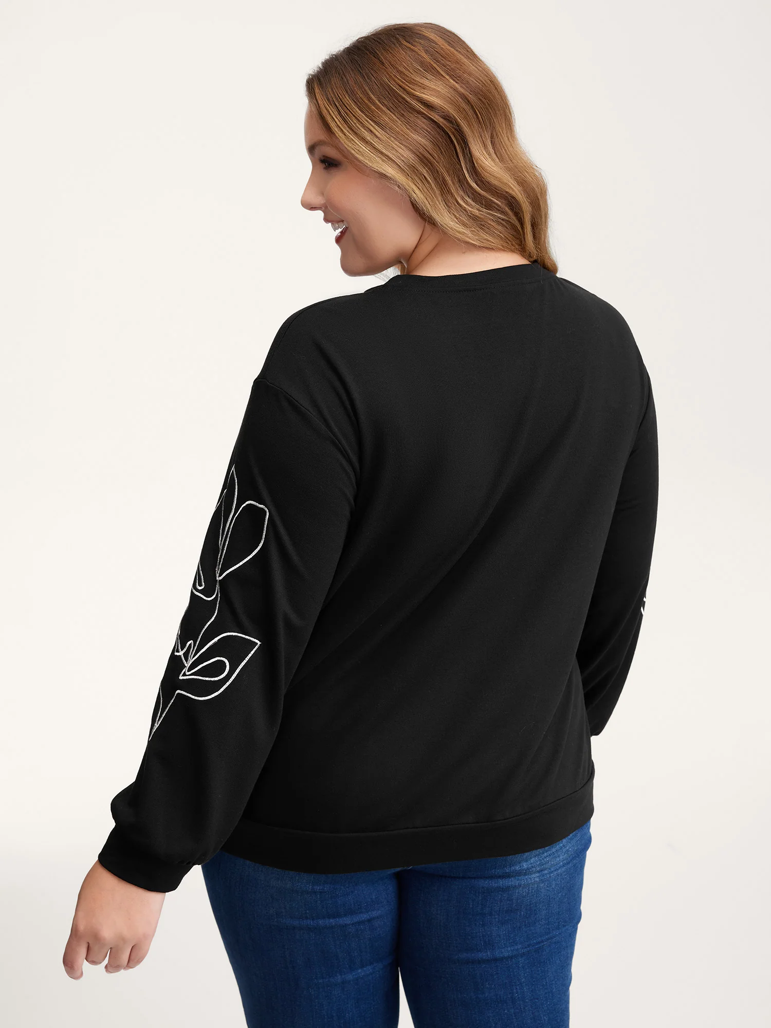 Floral Embroidery Relaxed Fit Sweatshirt - Image 5