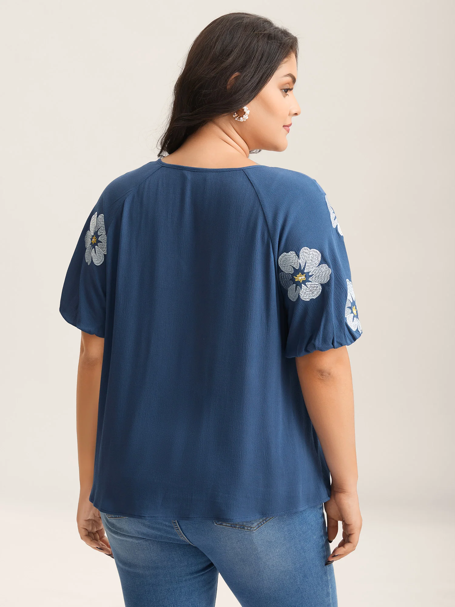 Floral Embroidery Textured Neck Tie Blouse - Image 4