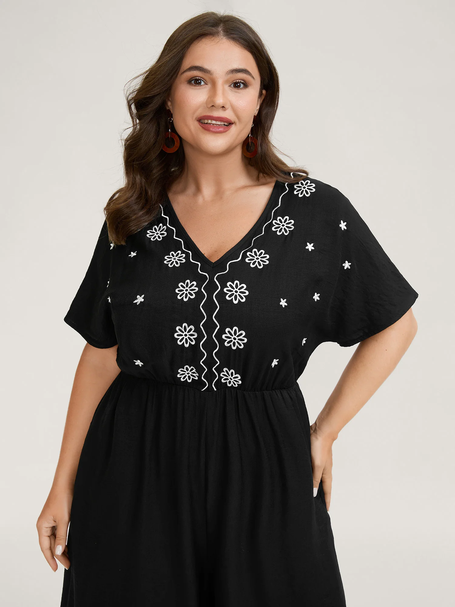 Floral Embroidery V-Neck Jumpsuit - Image 3