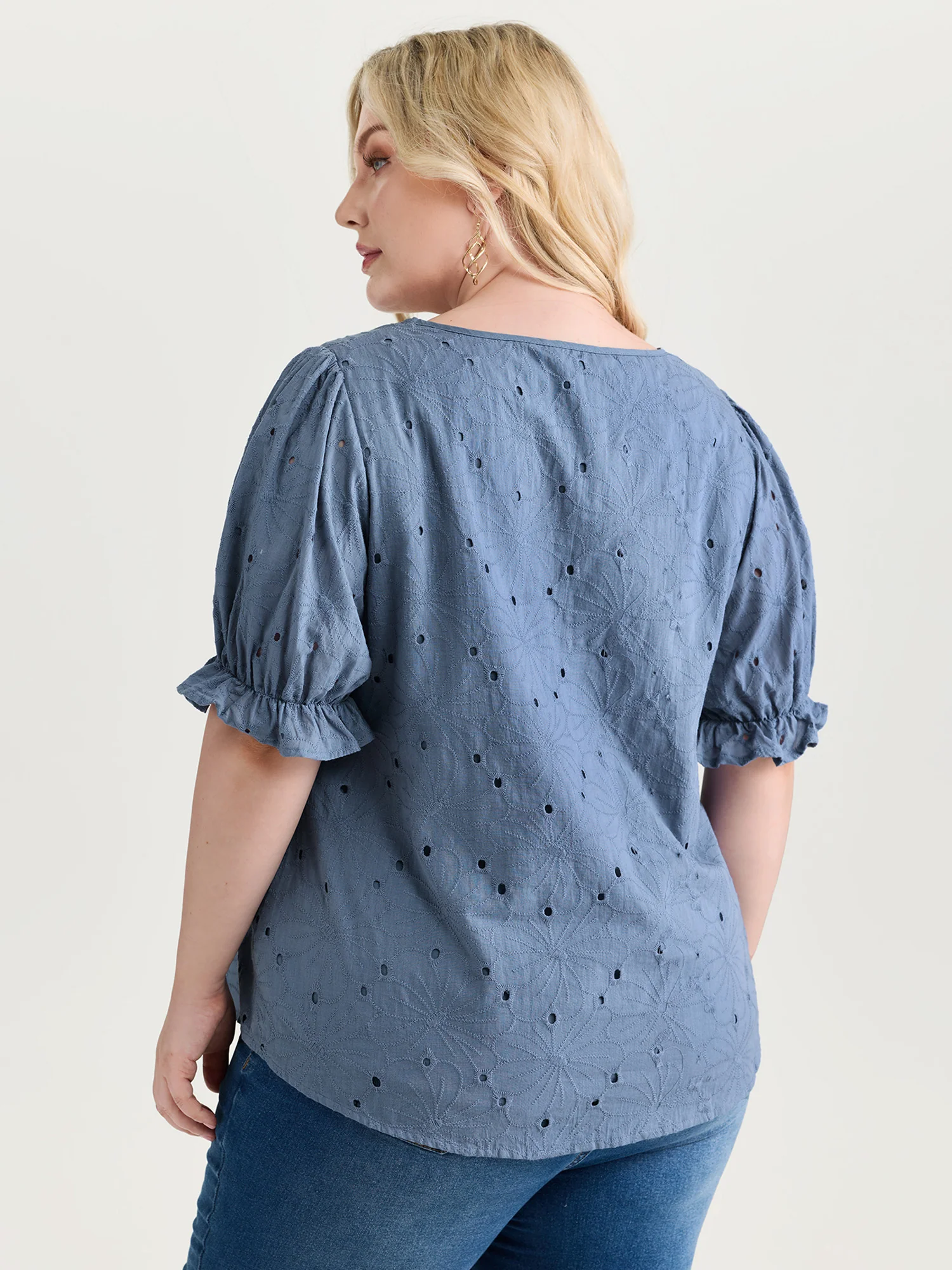 Floral Eyelet Trim Stretchy Cuff Sleeve Blouse - Image 4