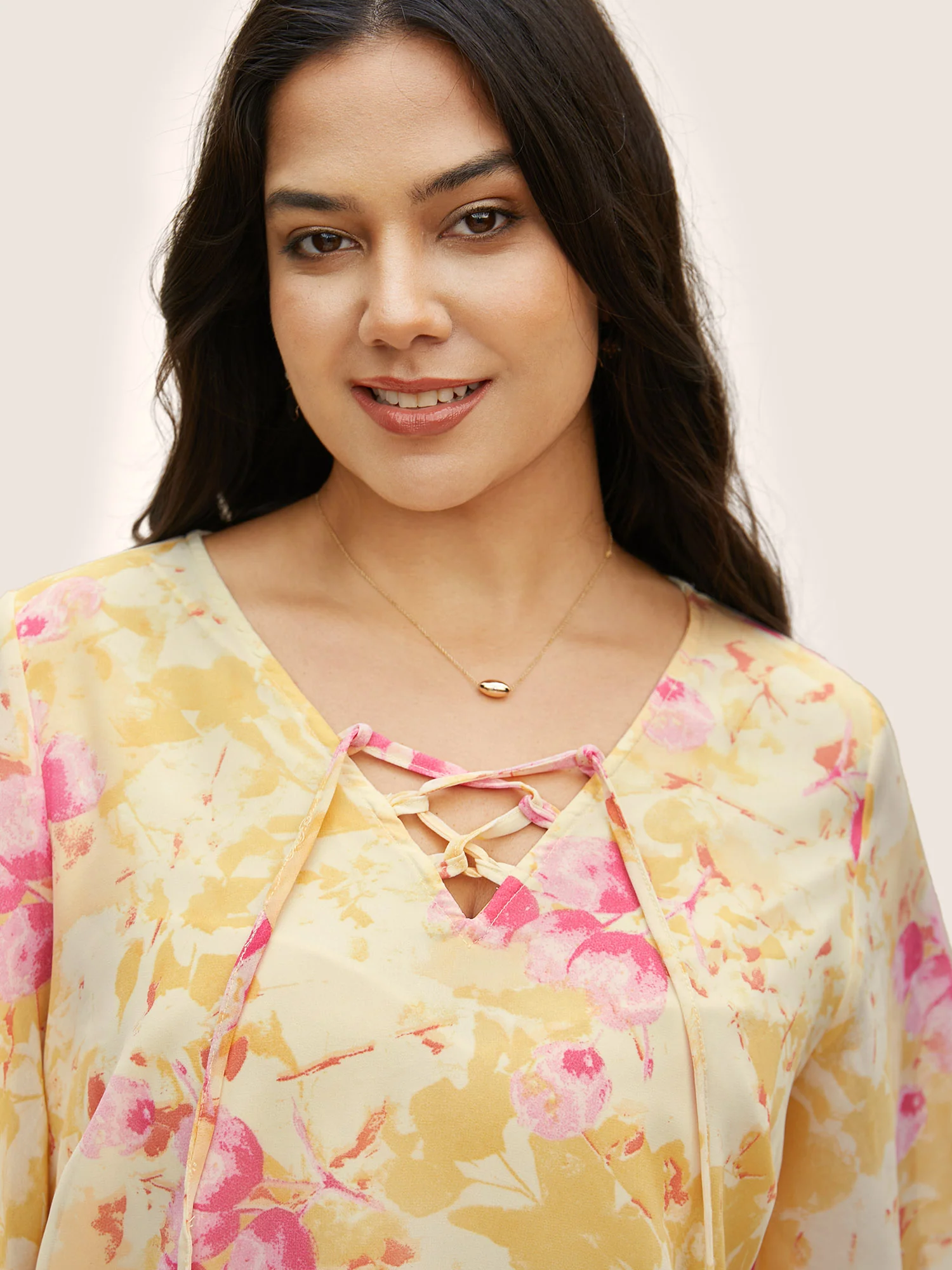 Floral Flutter Sleeve Lace Up Blouse - Image 4