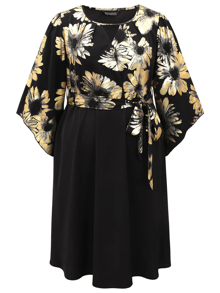 Floral Glitter Belted Keyhole Flutter Sleeve Dress - Image 5