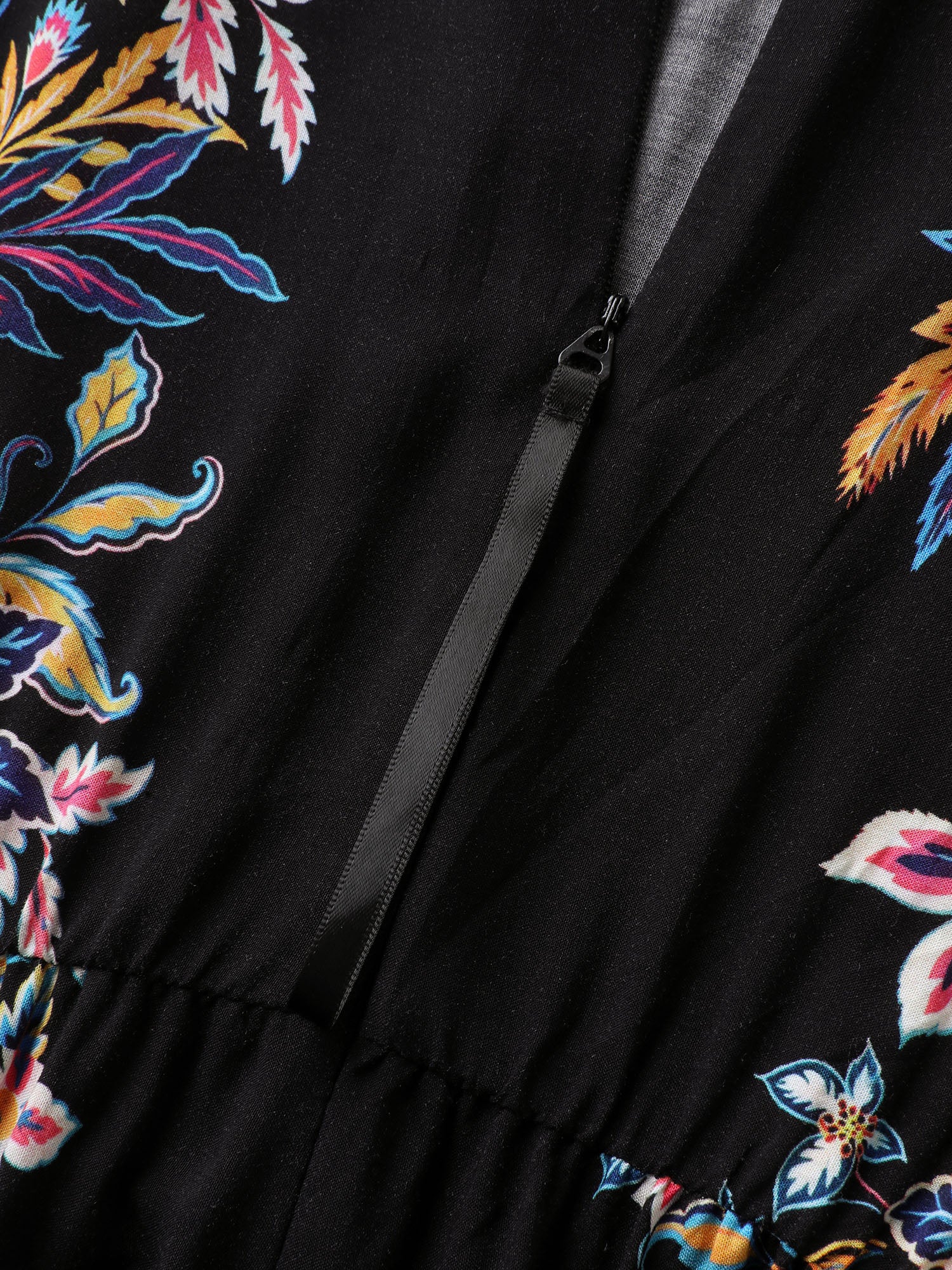 Floral Halter Neck Slit Hem Jumpsuit - Image 6