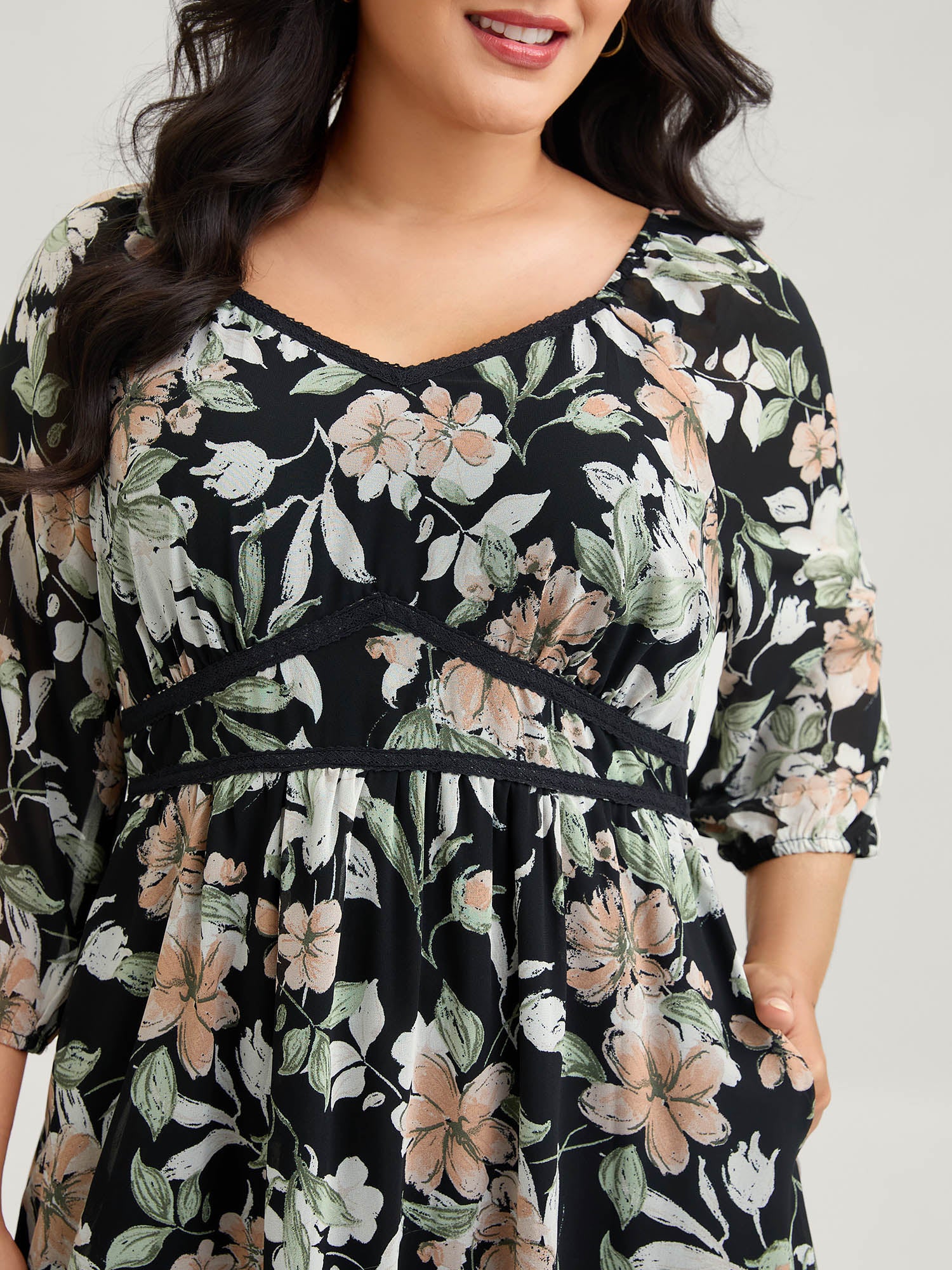 Floral Heart Neckline Woven Ribbon Gathered Dress - Image 2