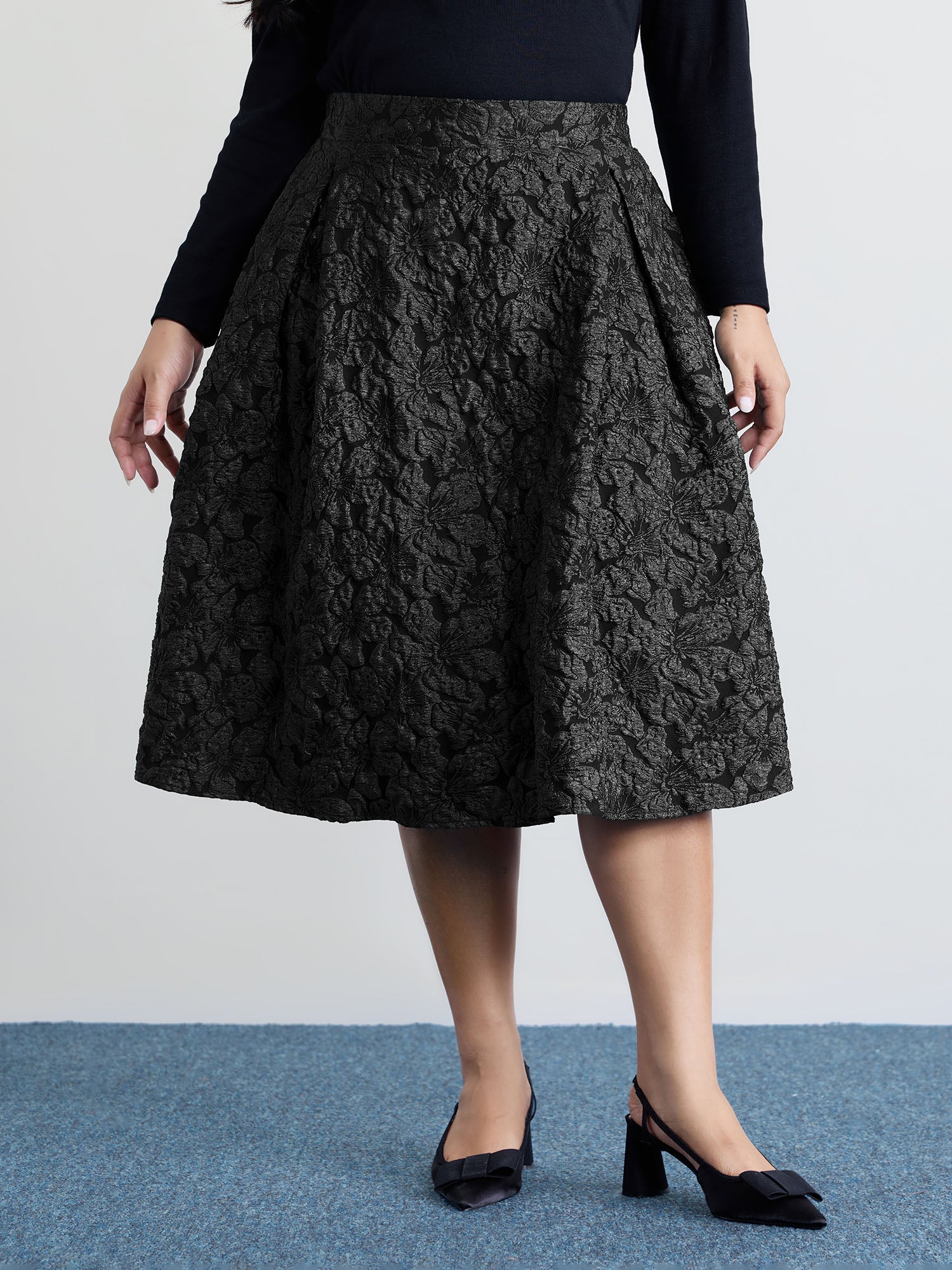 Floral Jacquard Pleated Midi Skirt - Image 10