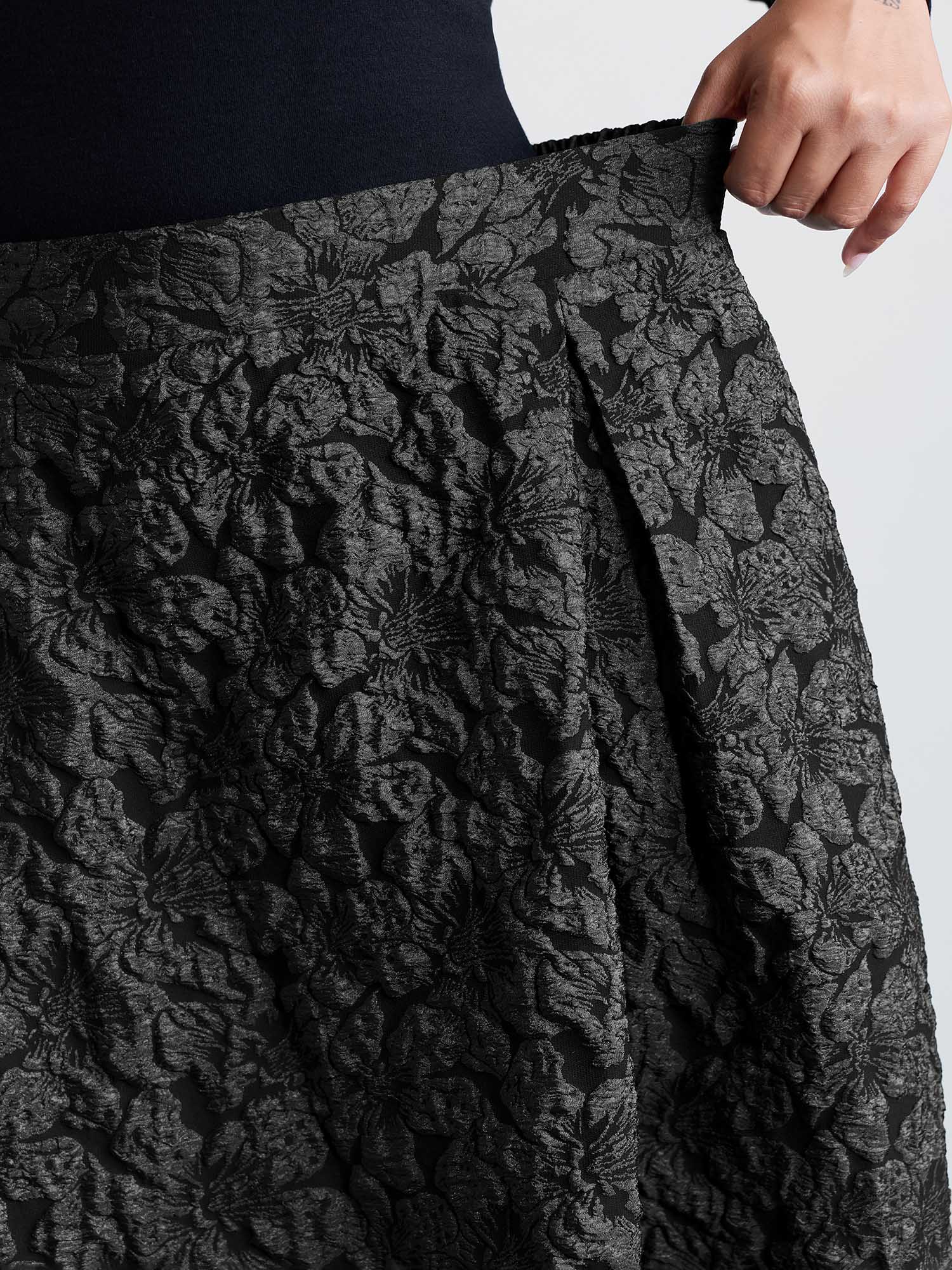 Floral Jacquard Pleated Midi Skirt - Image 12