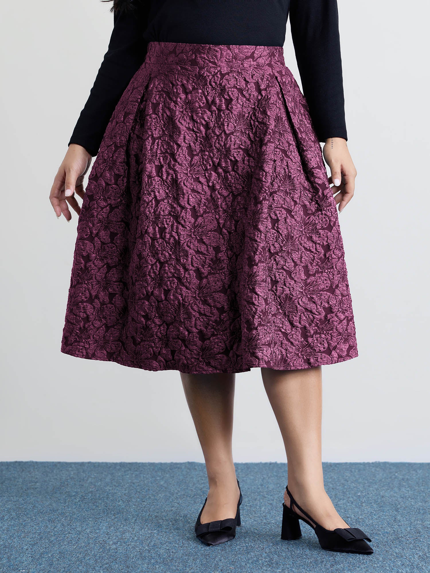 Floral Jacquard Pleated Midi Skirt - Image 15