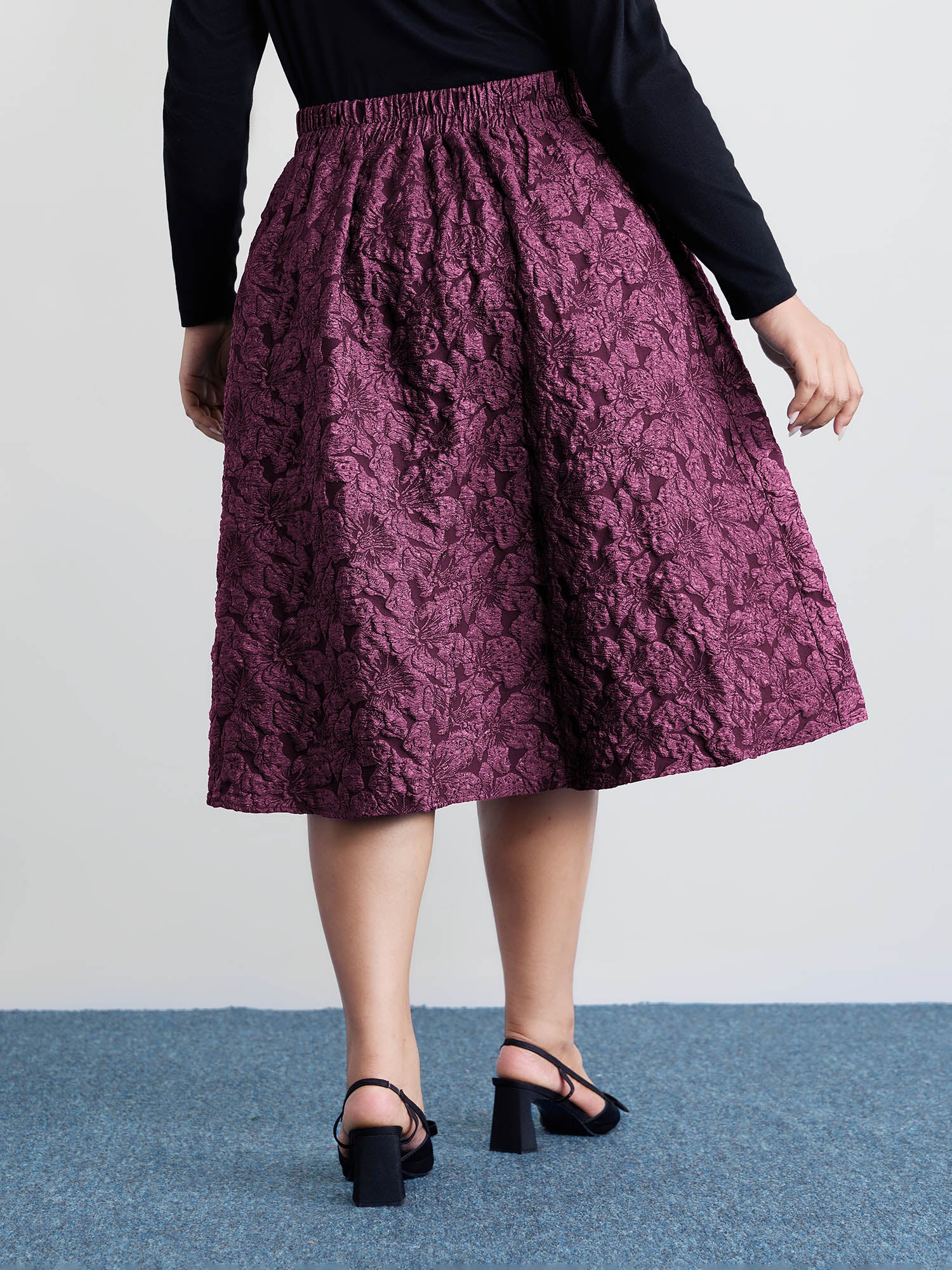 Floral Jacquard Pleated Midi Skirt - Image 18