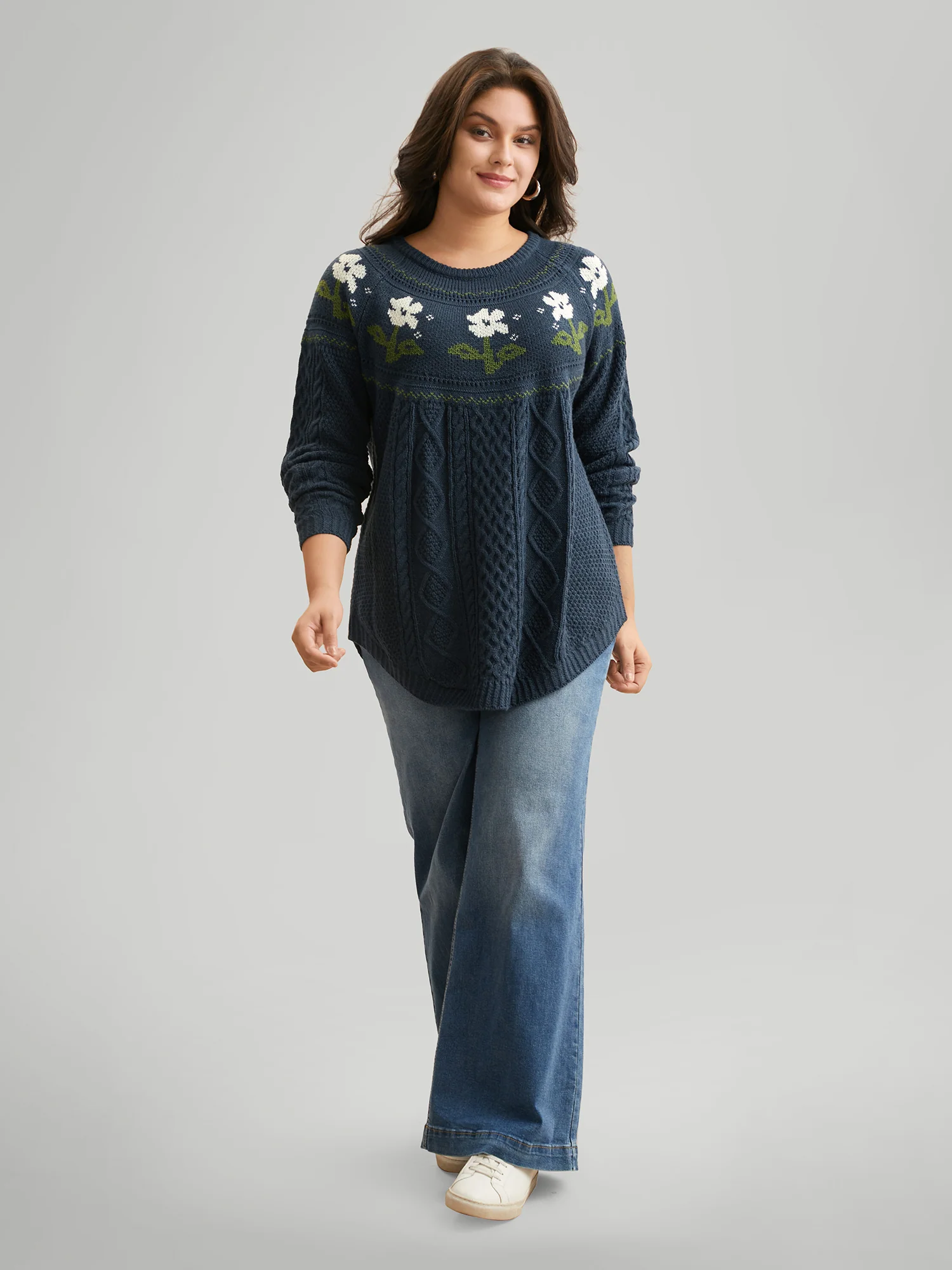 Floral Jacquard Raglan Sleeve Pullover - Image 2