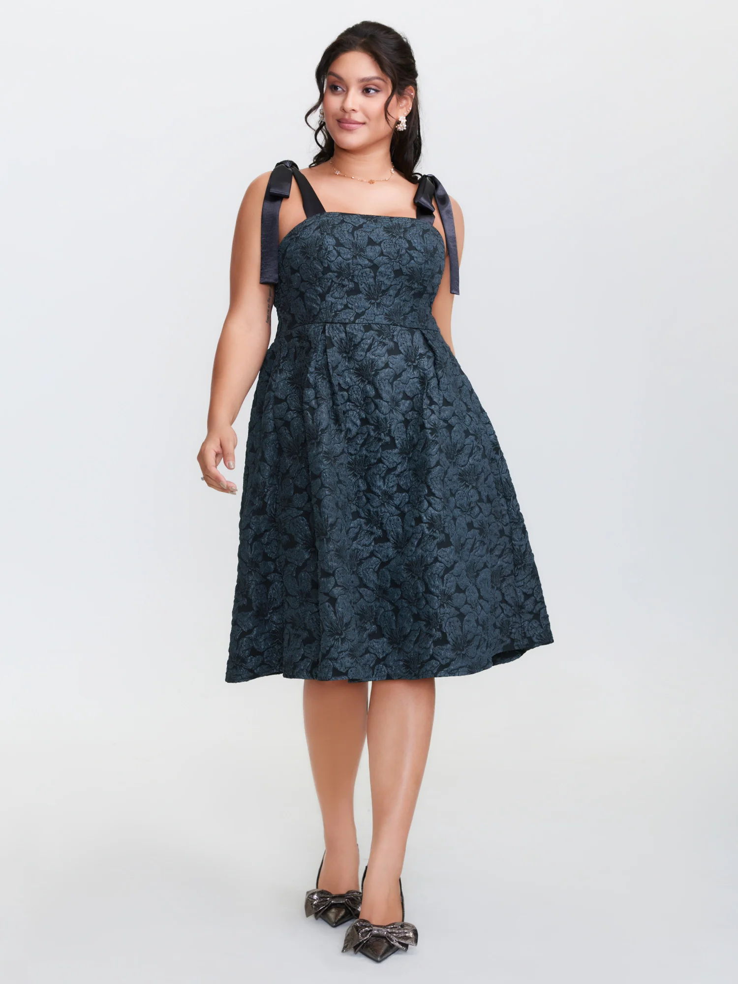 Floral Jacquard Shoulder Tie Midi Dress - Image 3