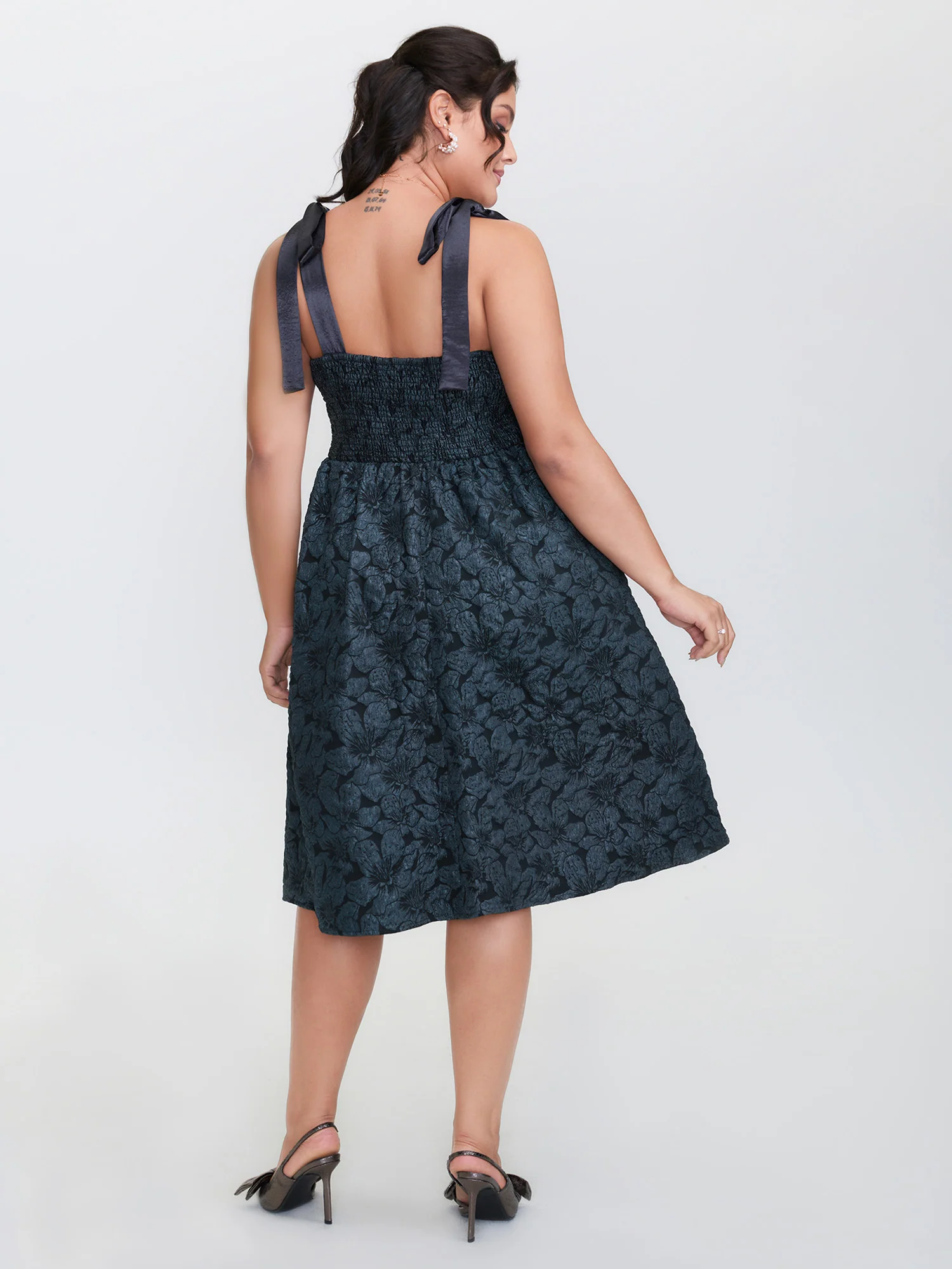 Floral Jacquard Shoulder Tie Midi Dress - Image 4