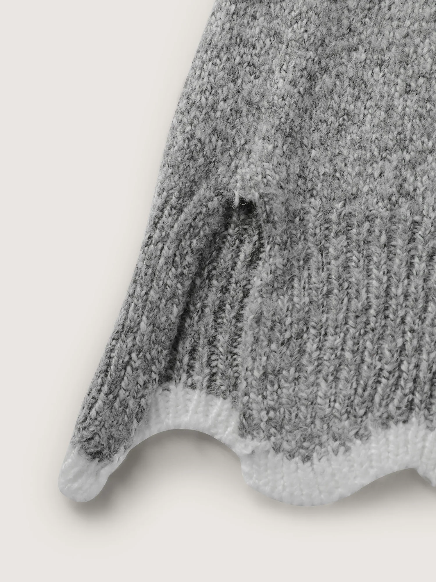 Floral Jacquard Wavy Edge Pullover - Image 6