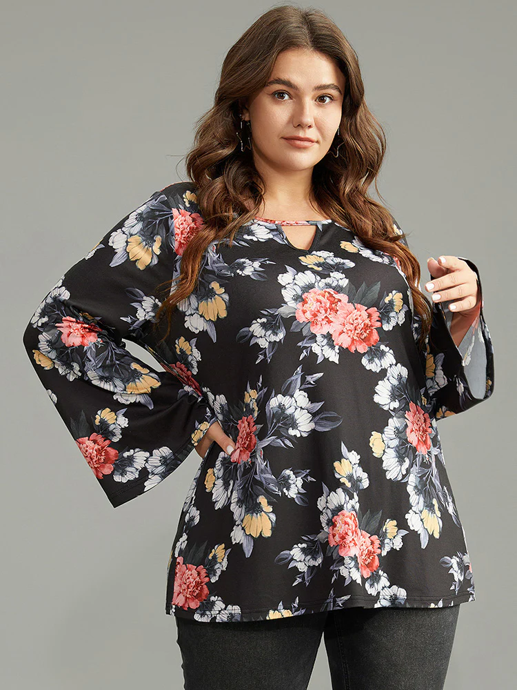 Floral Keyhole Ruffle Sleeve T-shirt - Image 2