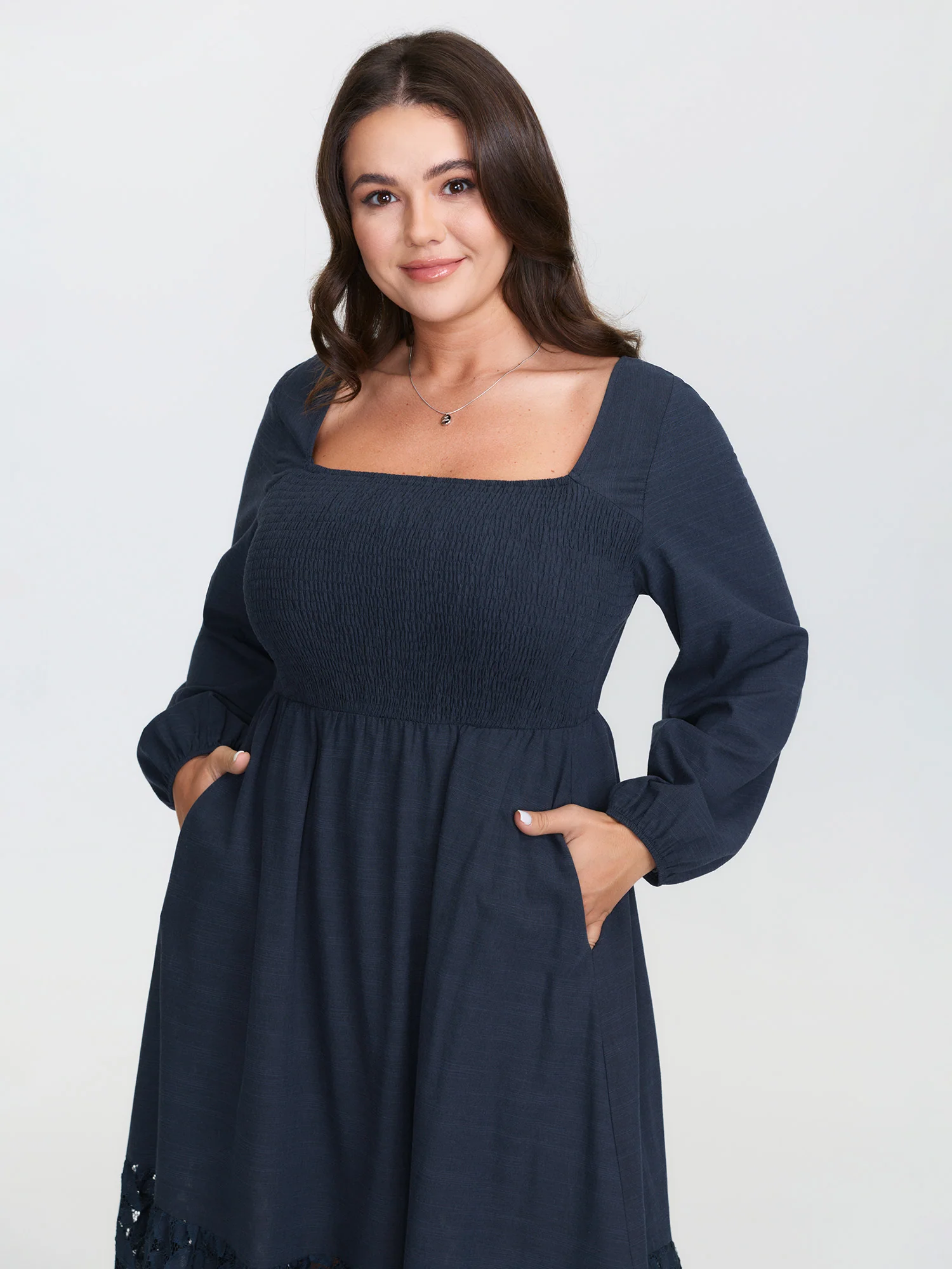 Floral Lace Cut-Out Shirred Midi Dress - Image 3