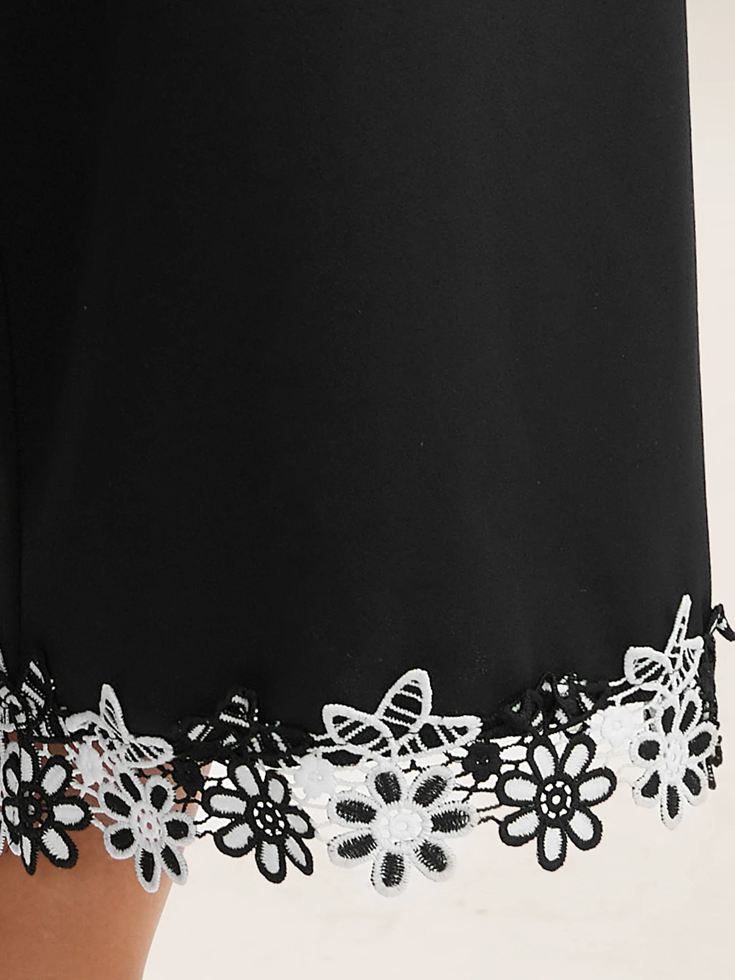 Floral Lace Hem Wide-Leg Pants - Image 4
