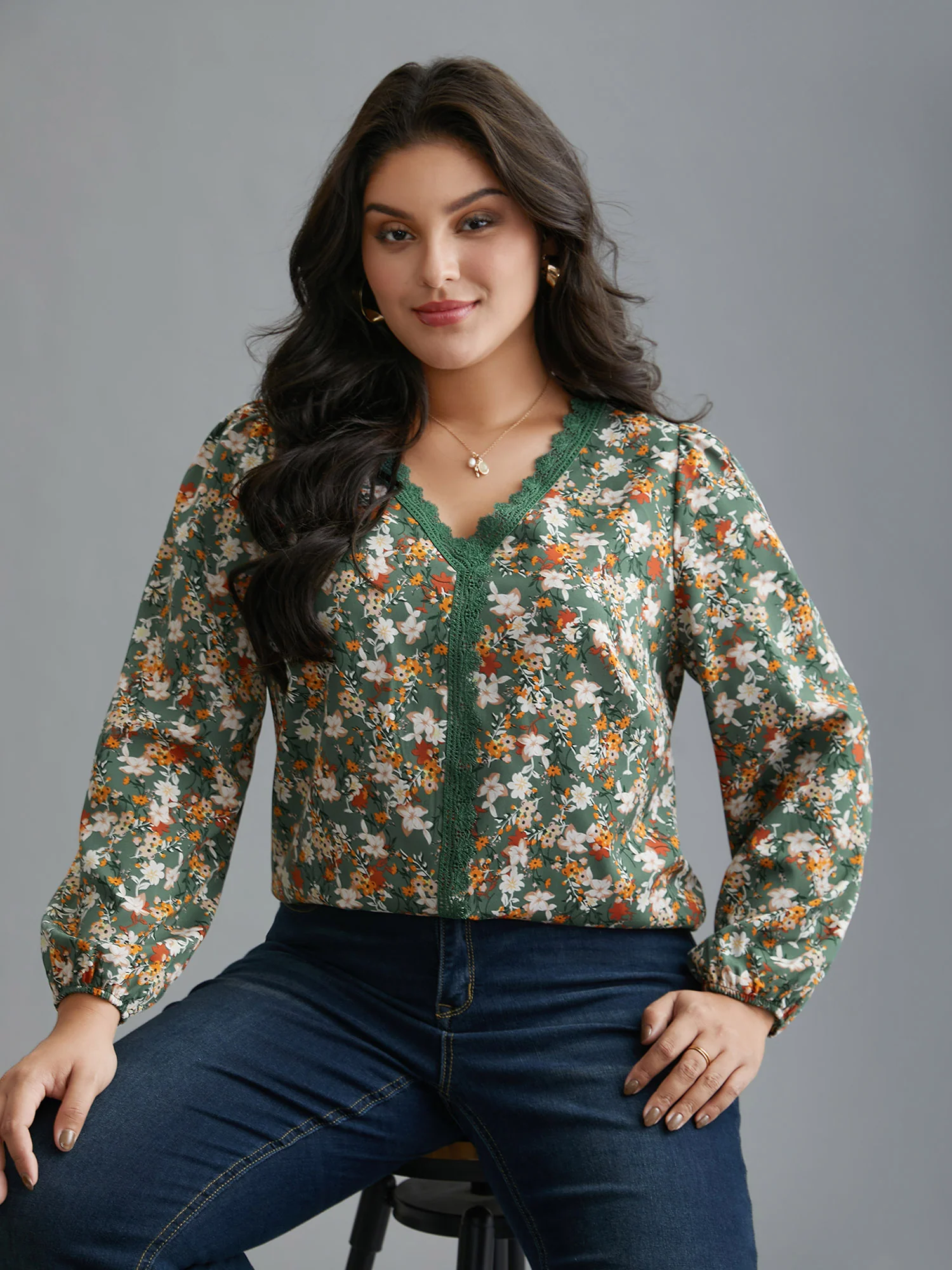 Floral Lace Panel Lantern Sleeve Blouse