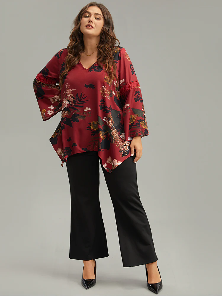 Floral Lace Panel V Neck Hanky Hem Blouse - Image 4