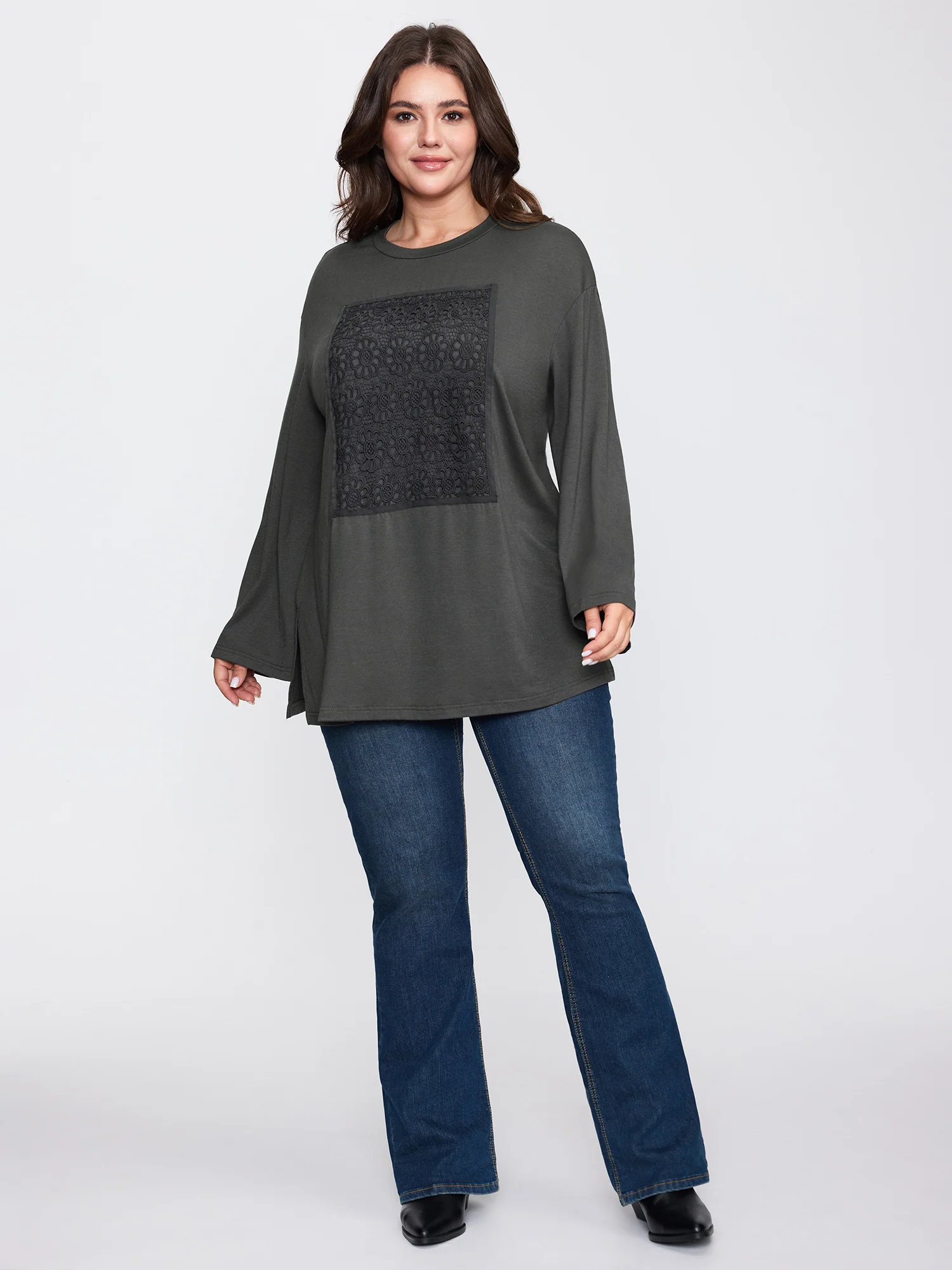 Floral Lace Pattern Round Neck T-Shirt - Image 3