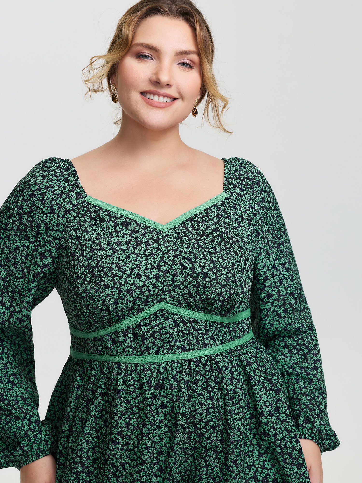 Floral Lace Trim Cinched-Waist Maxi Dress - Image 2