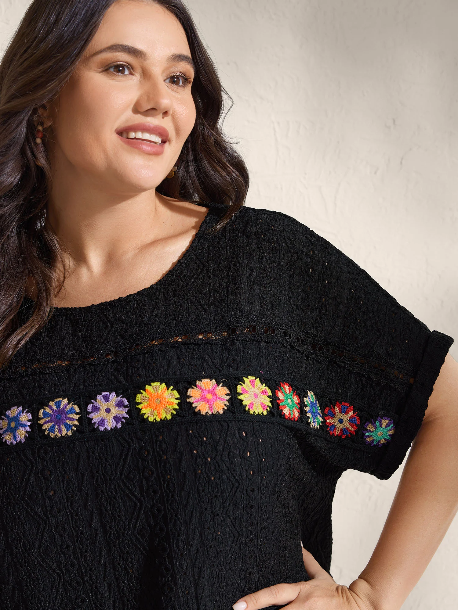 Floral Lace Trim Textured T-Shirt - Image 2