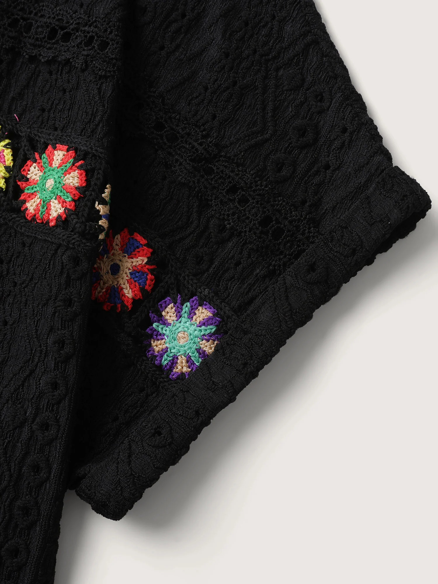 Floral Lace Trim Textured T-Shirt - Image 6