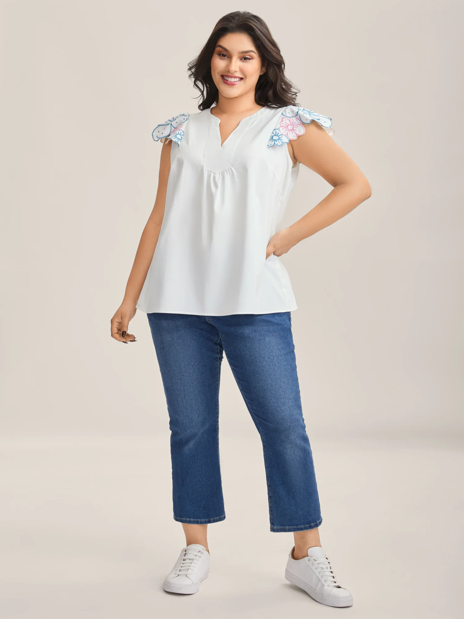 Floral Lotus Leaf Sleeve Split Neck Blouse - Image 3