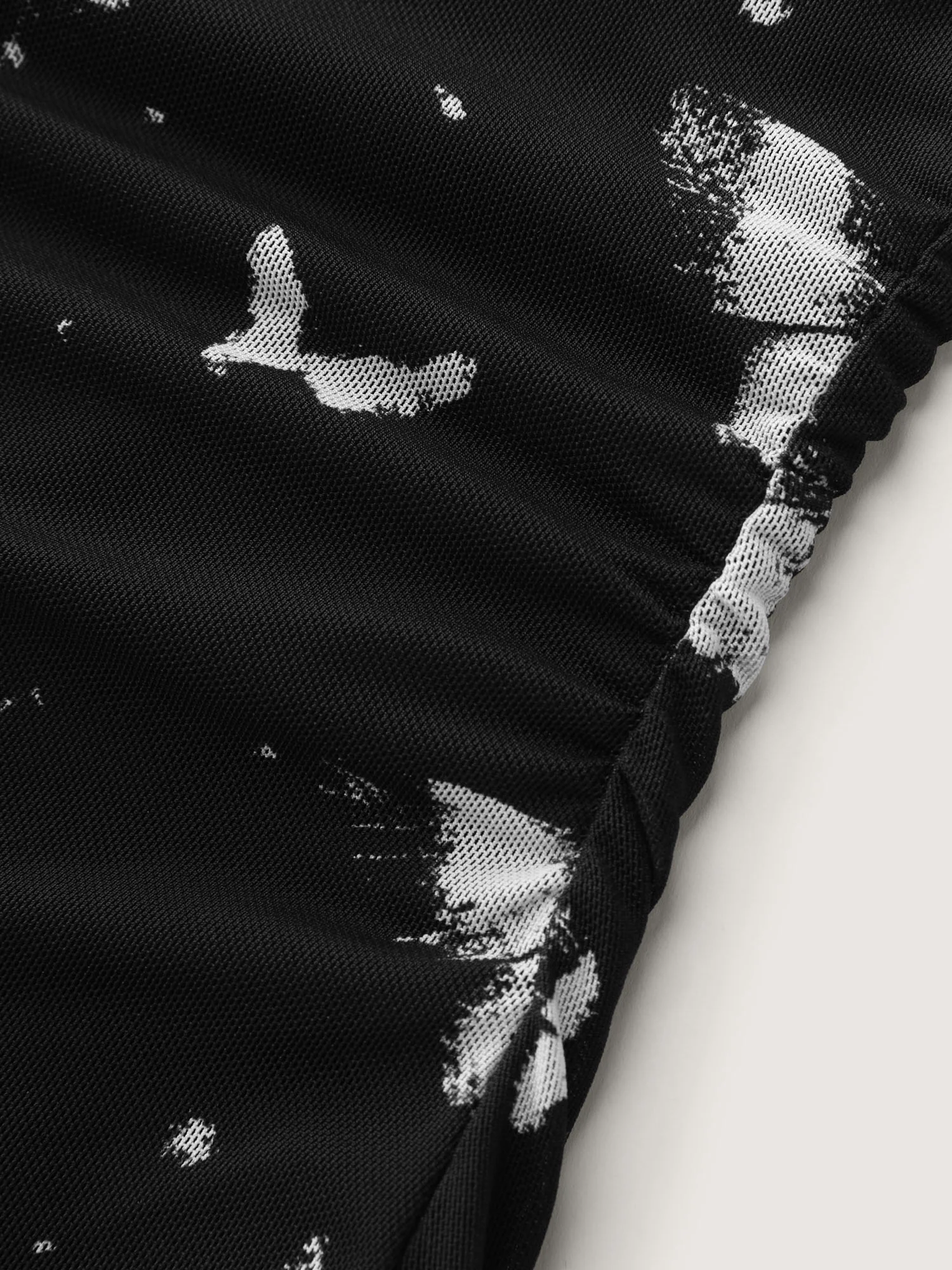 Floral Mesh Shirred Waist T-Shirt - Image 5
